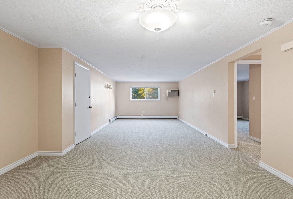 131 Creek St # 5 Property Photo 13