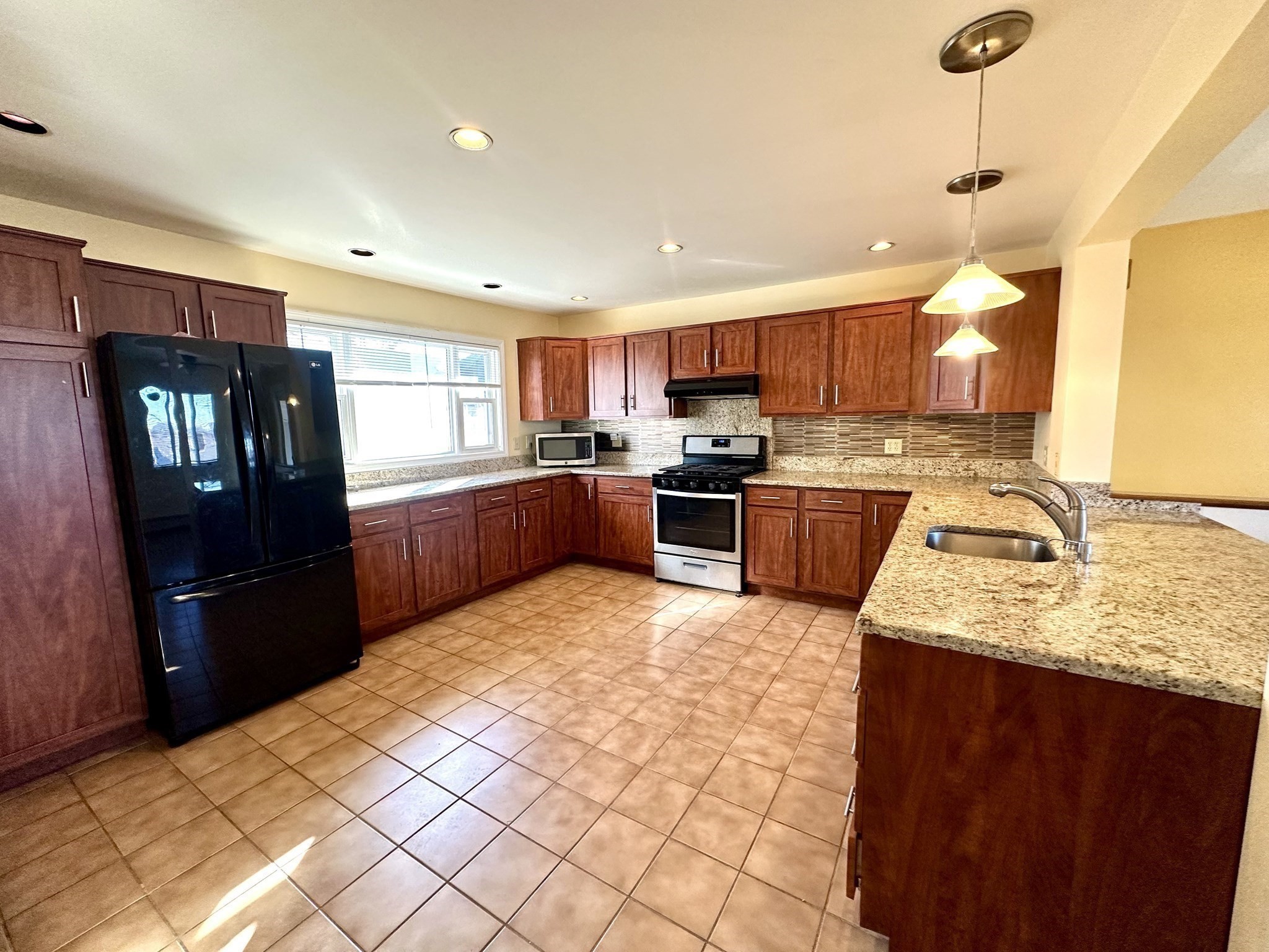 86 Palfrey Rd # 86 Property Photo 3