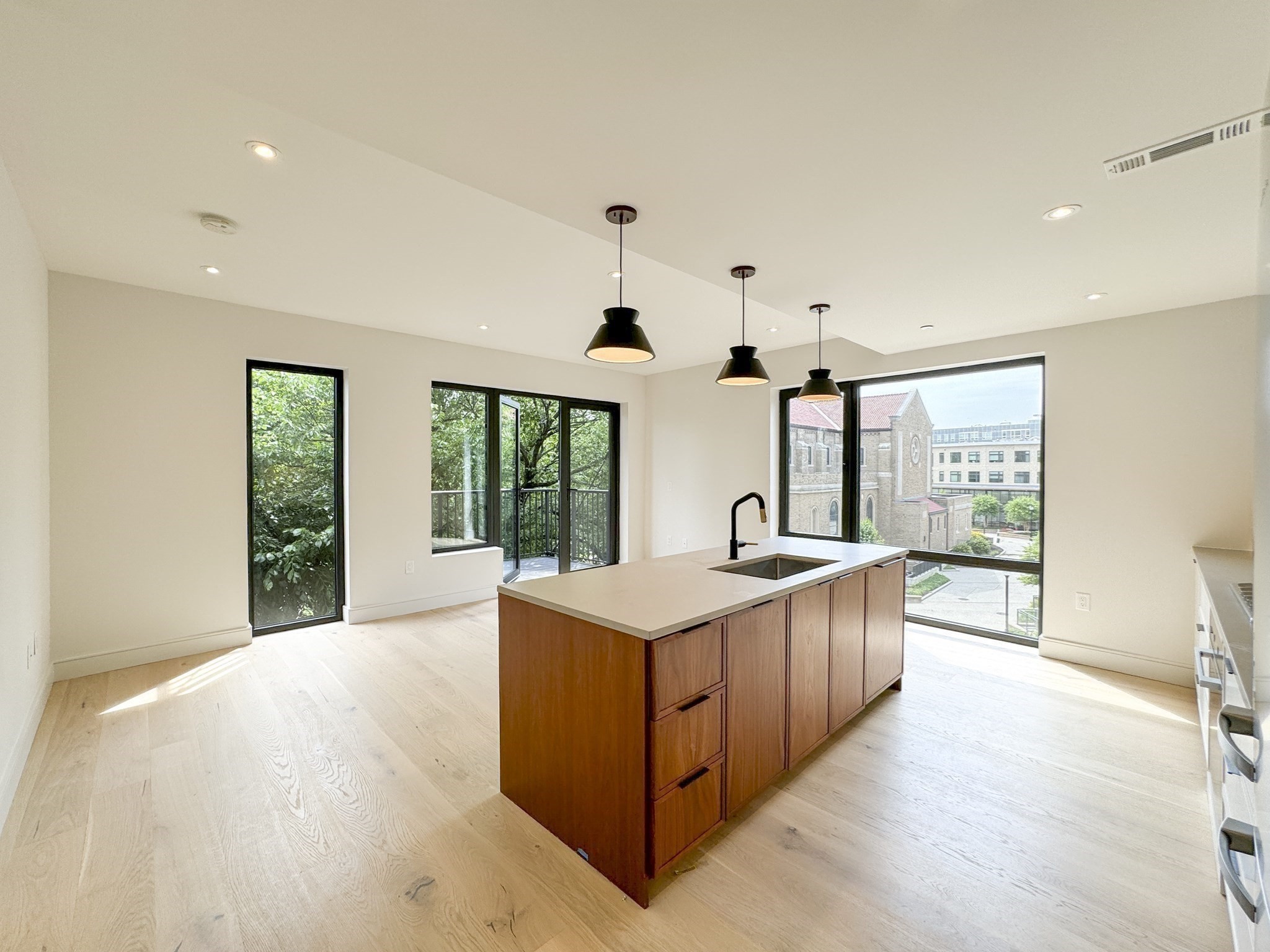 1 Nevins Hill Way # 408 Property Photo 4