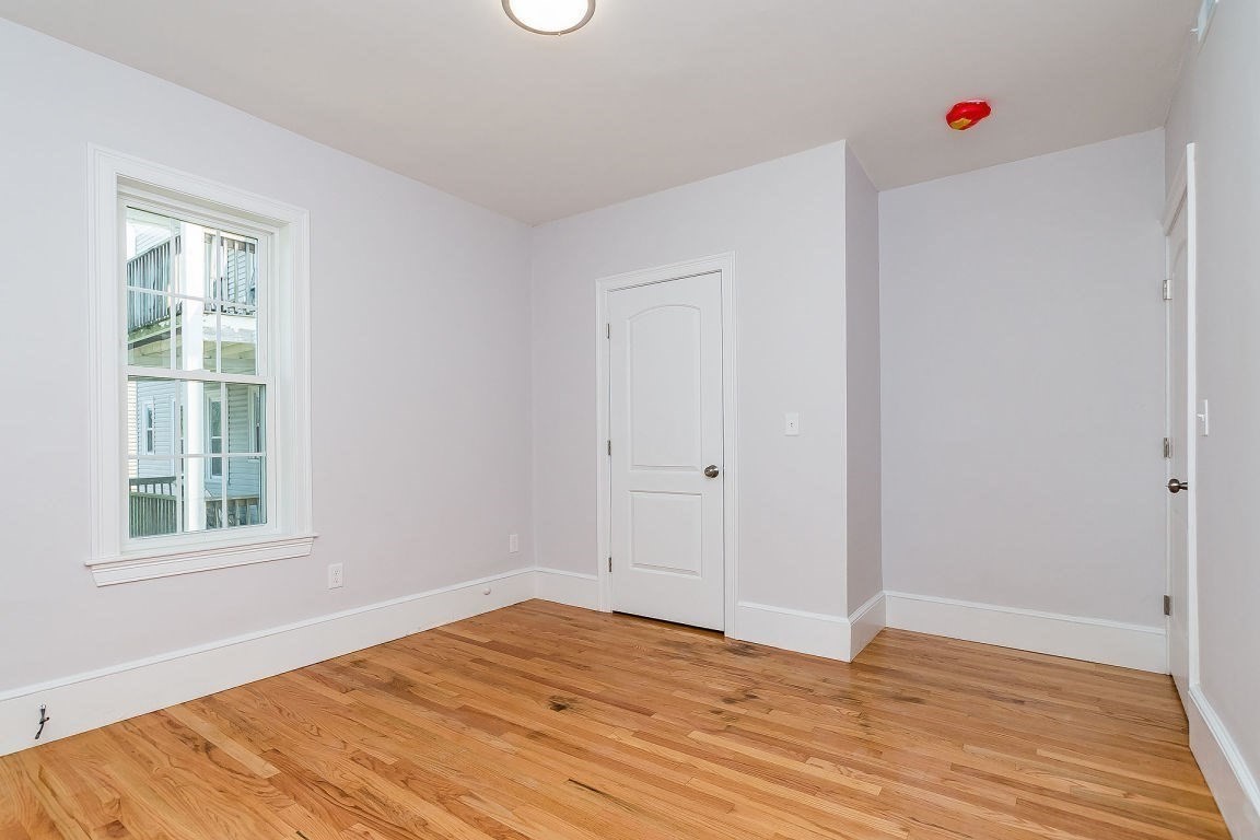 34 King Street # 3 Property Photo 5