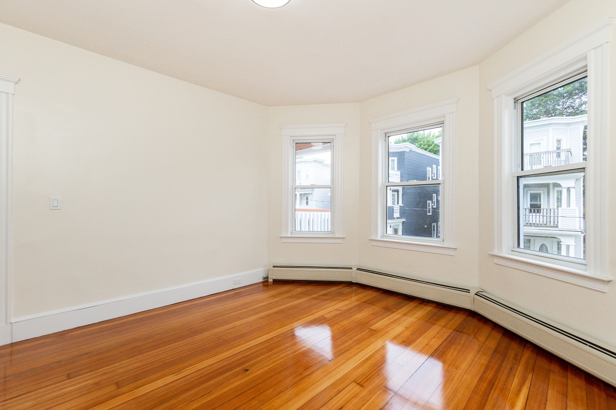 16 Taft St # 2 Property Photo 2