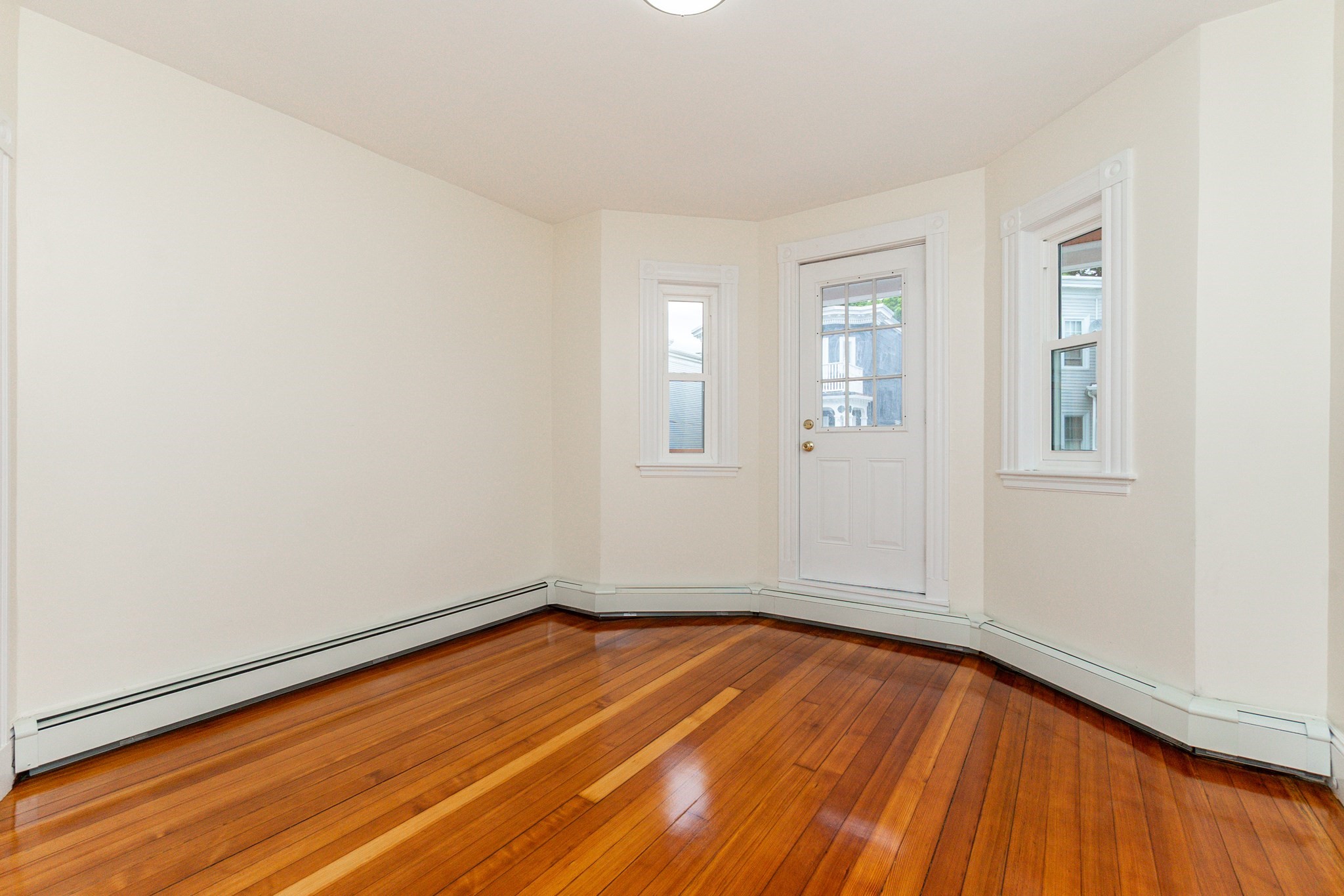 16 Taft St # 2 Property Photo 3