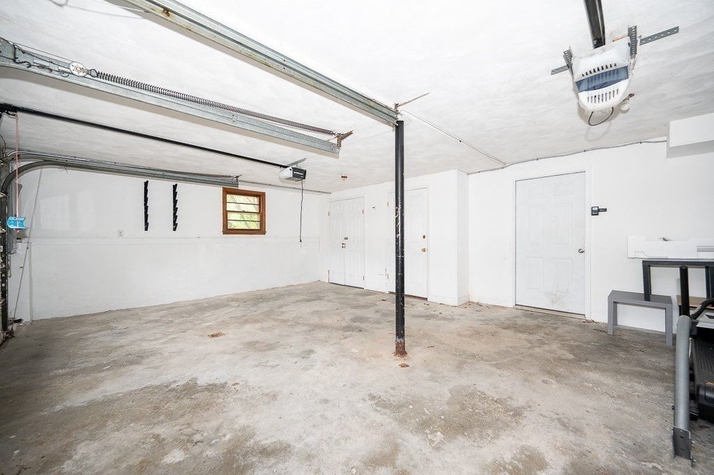 36 Roman Dr Property Photo 31