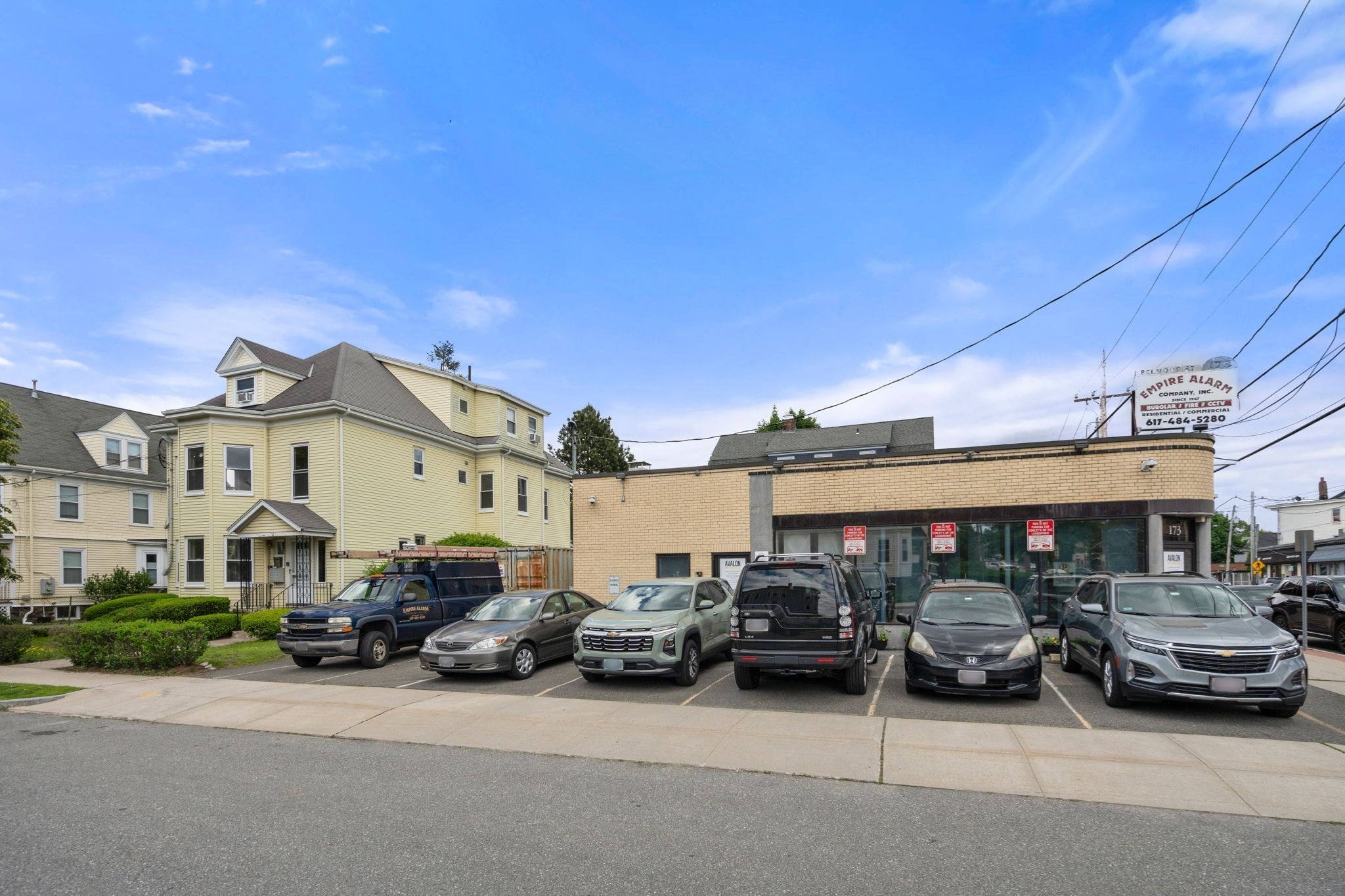5 Marlboro St Property Photo 2