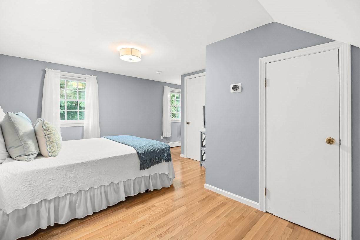 4 Churchill Road Property Photo 32