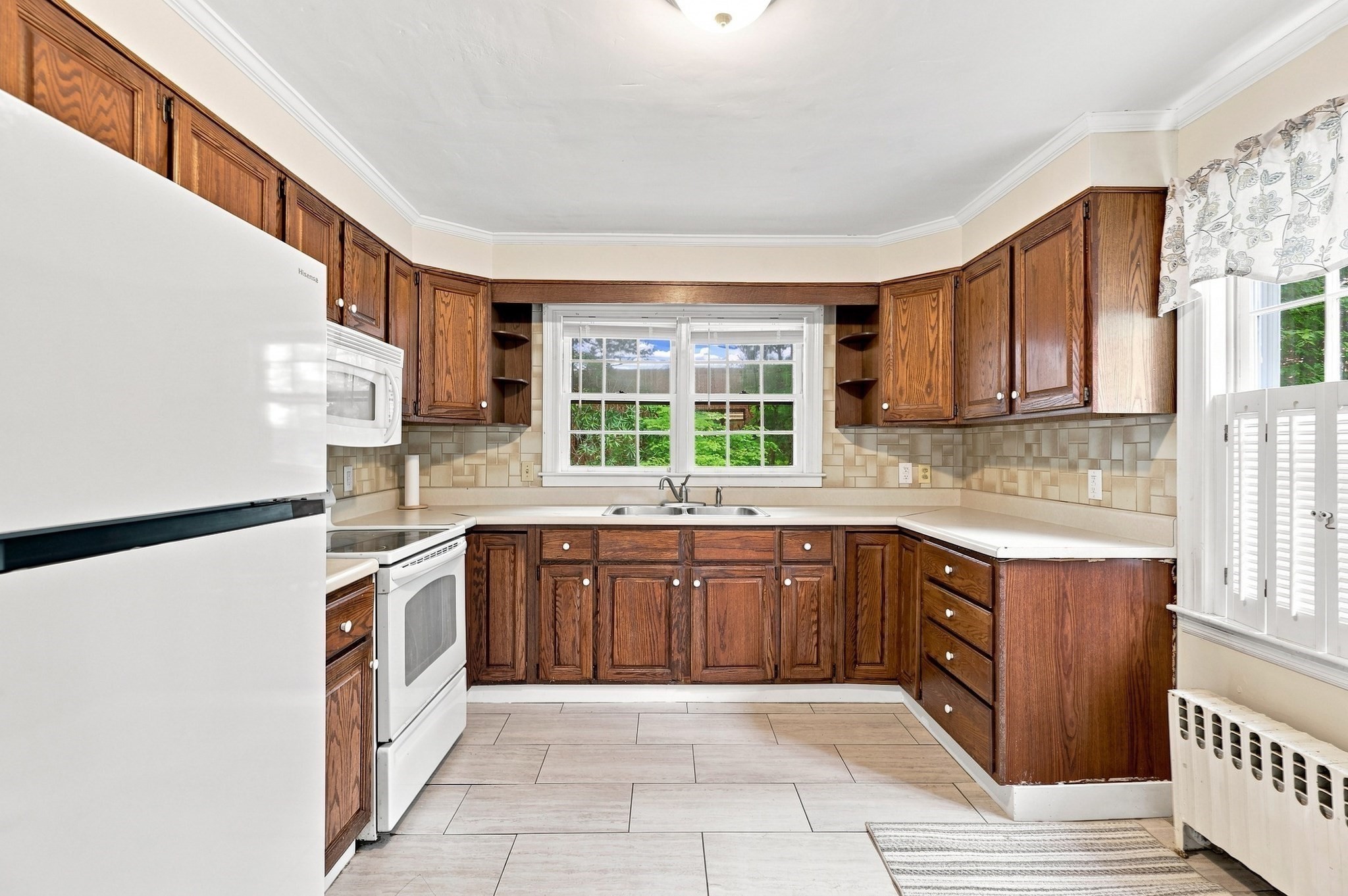 37 Highland Avenue Property Photo 8