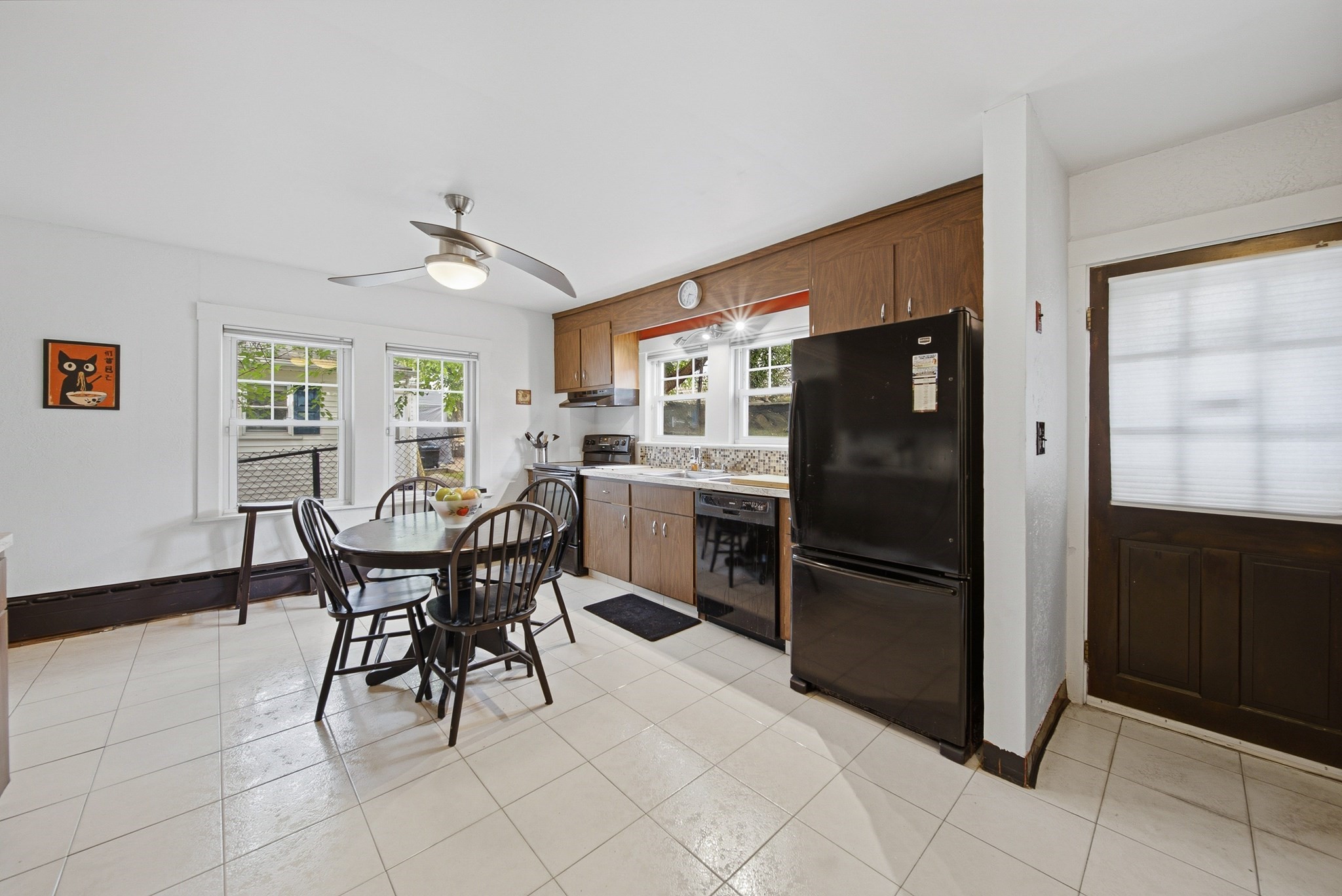 227 Fulton St Property Photo 7