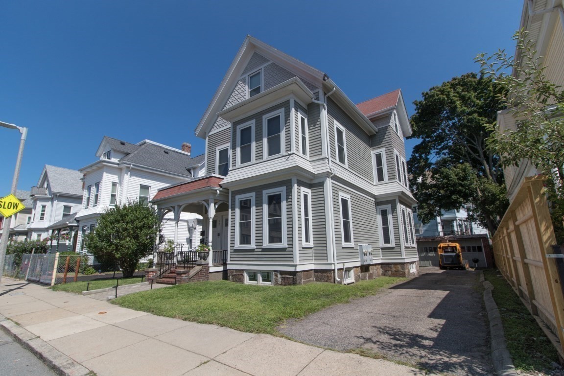 52 Hartford St Property Photo 1