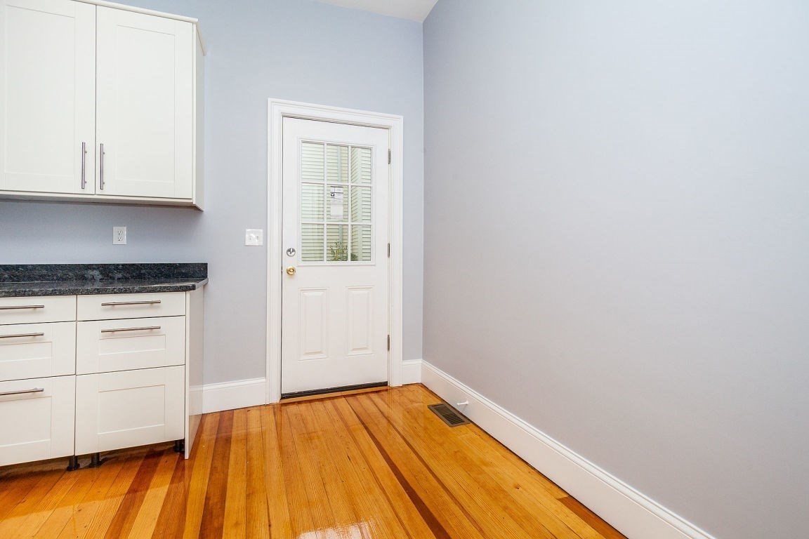 52 Hartford St Property Photo 4