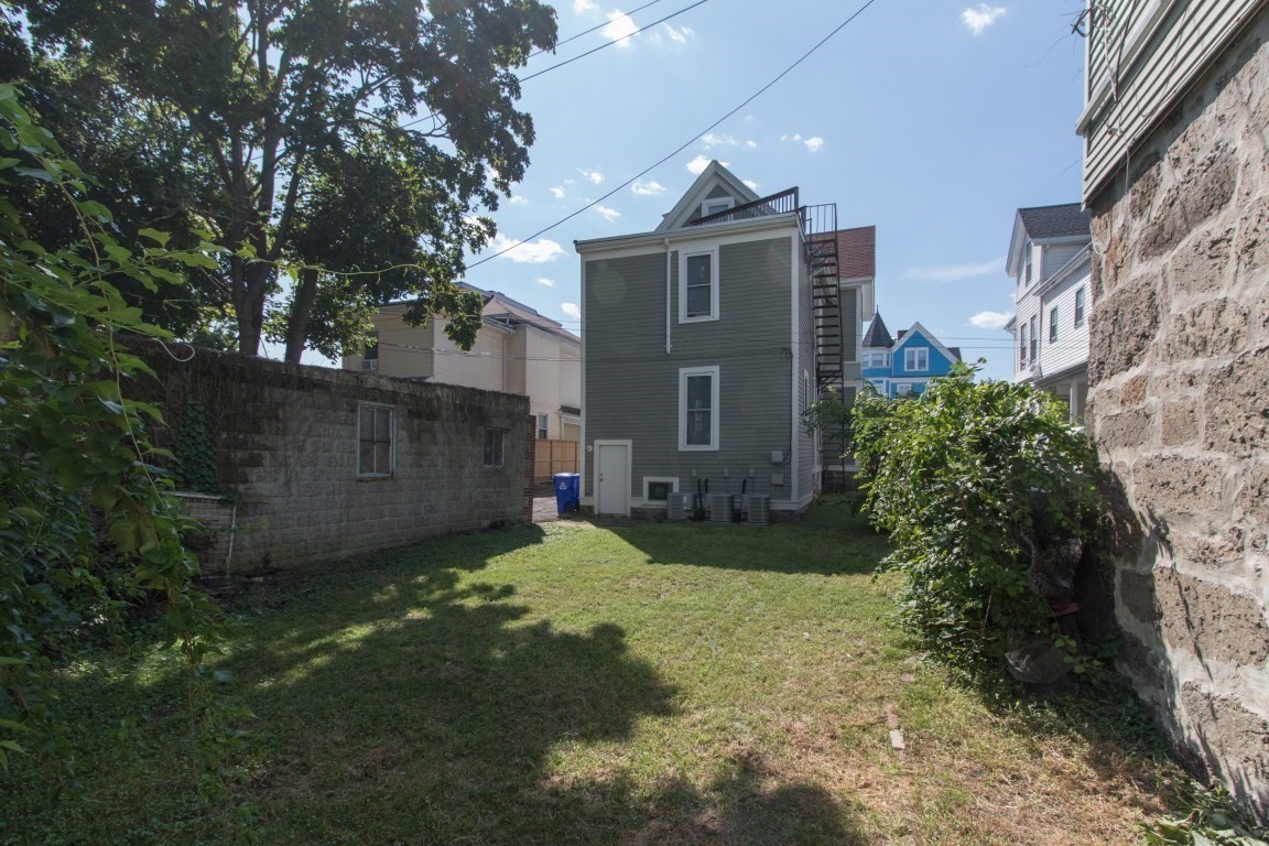 52 Hartford St Property Photo 32