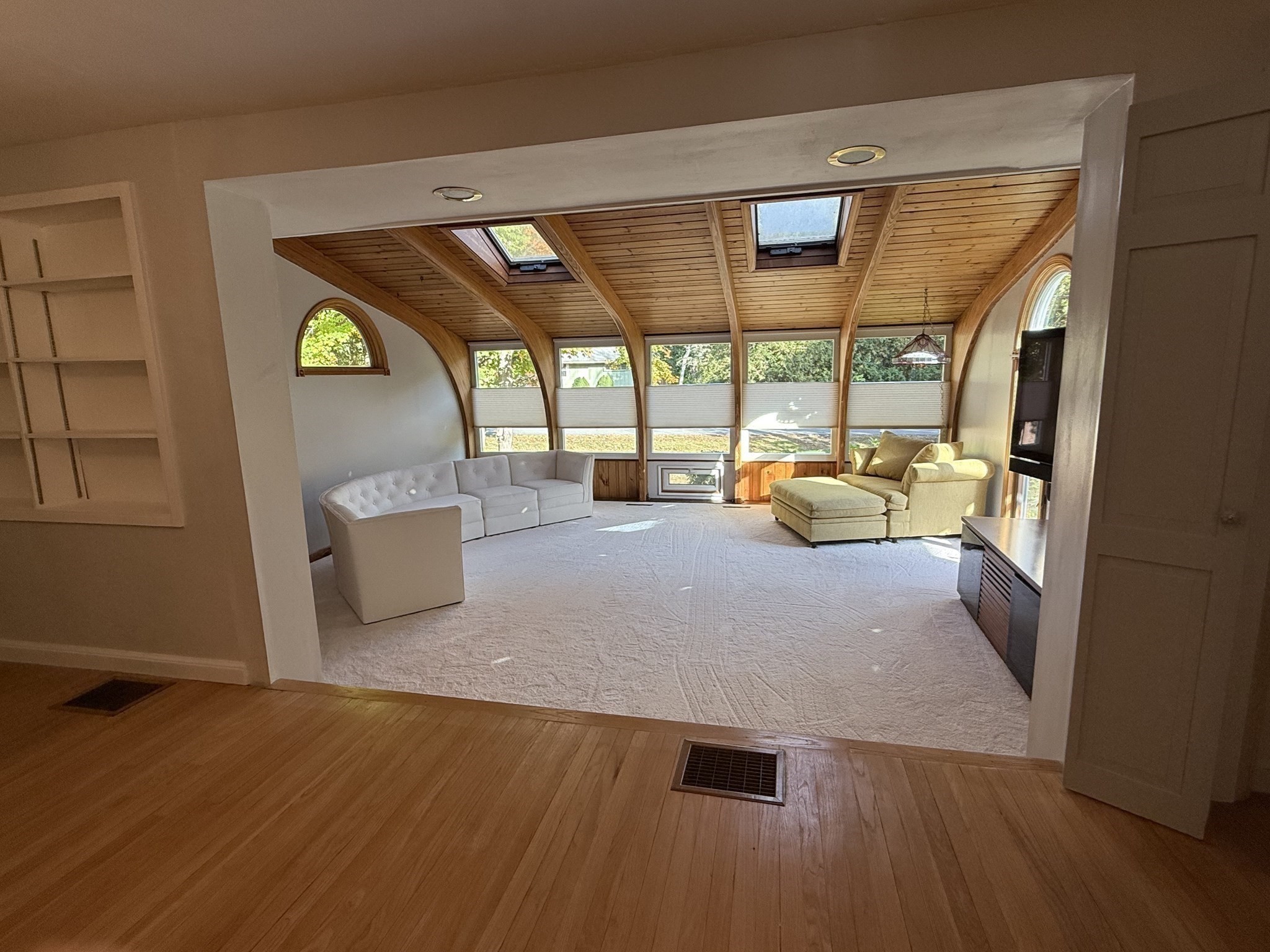 6 Stock Farm Road # 6 Property Photo 6