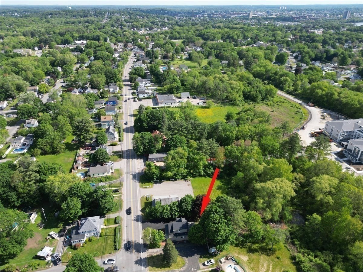 1544 Bridge St. Property Photo 3