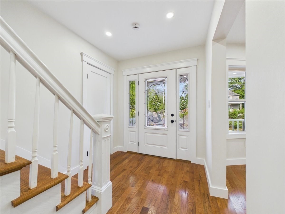 1544 Bridge St. Property Photo 6