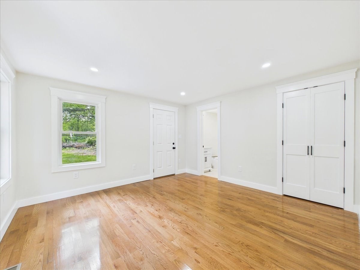 1544 Bridge St. Property Photo 20