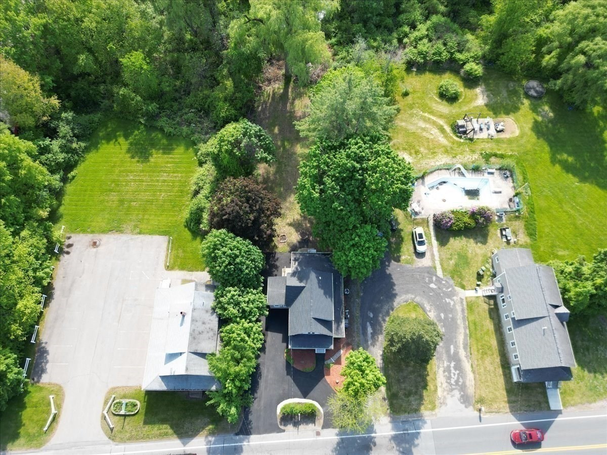 1544 Bridge St. Property Photo 30