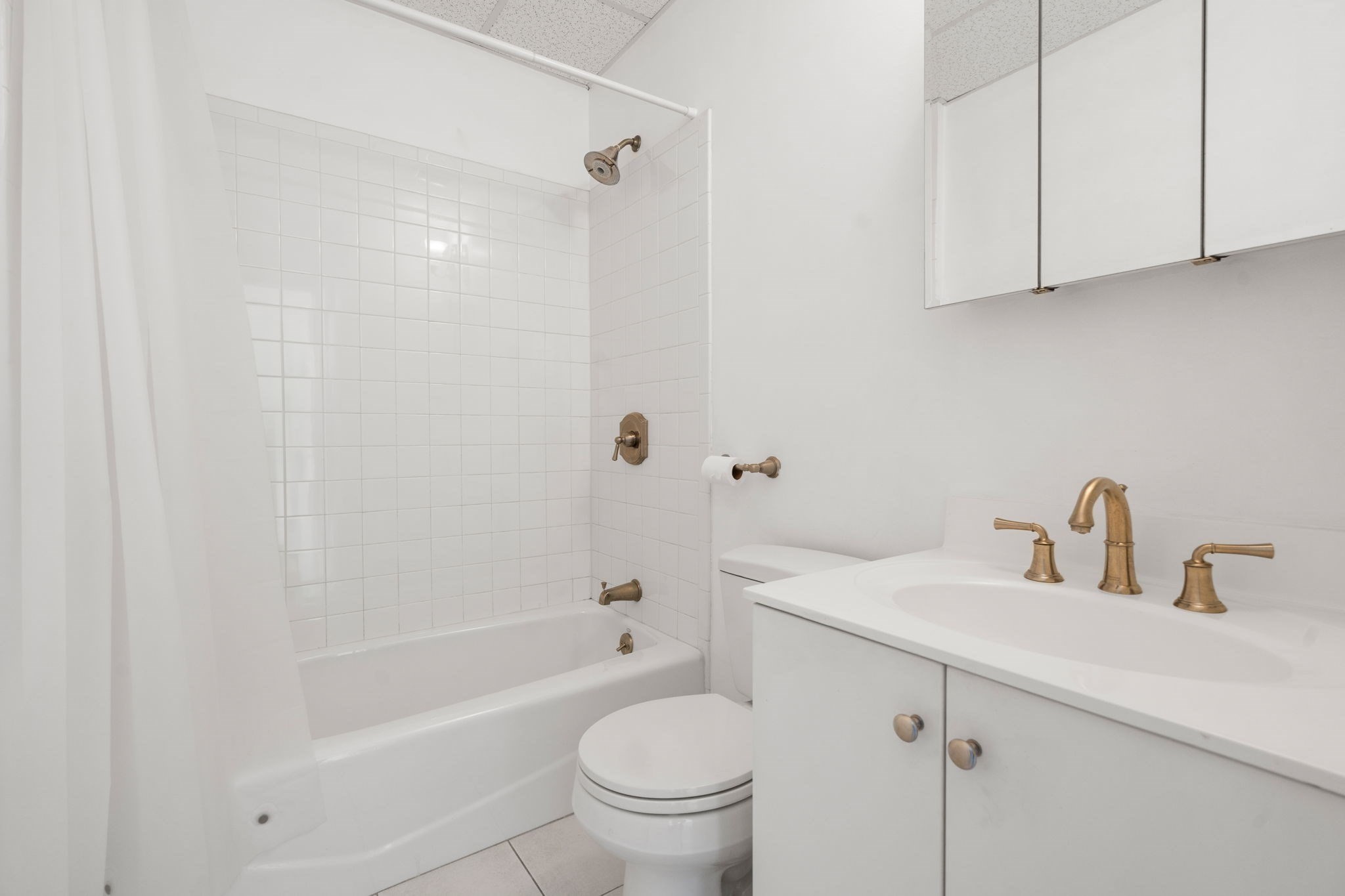 483 Beacon Street Property Photo 10