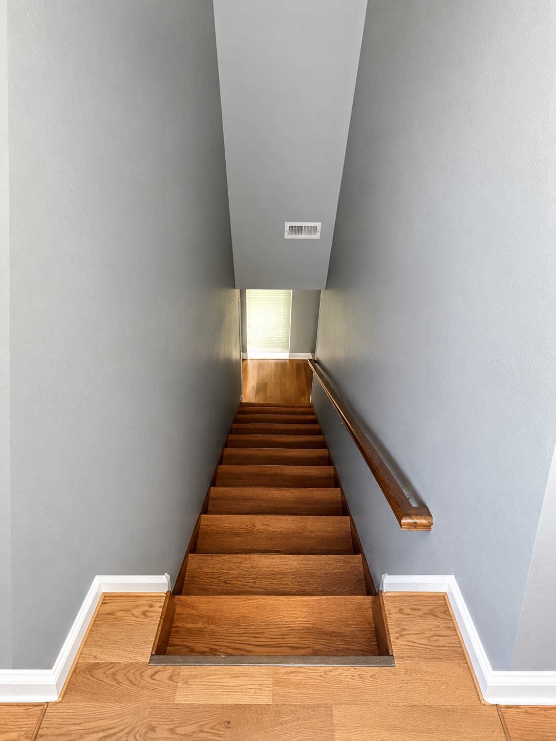 91 Grove Street Property Photo 6