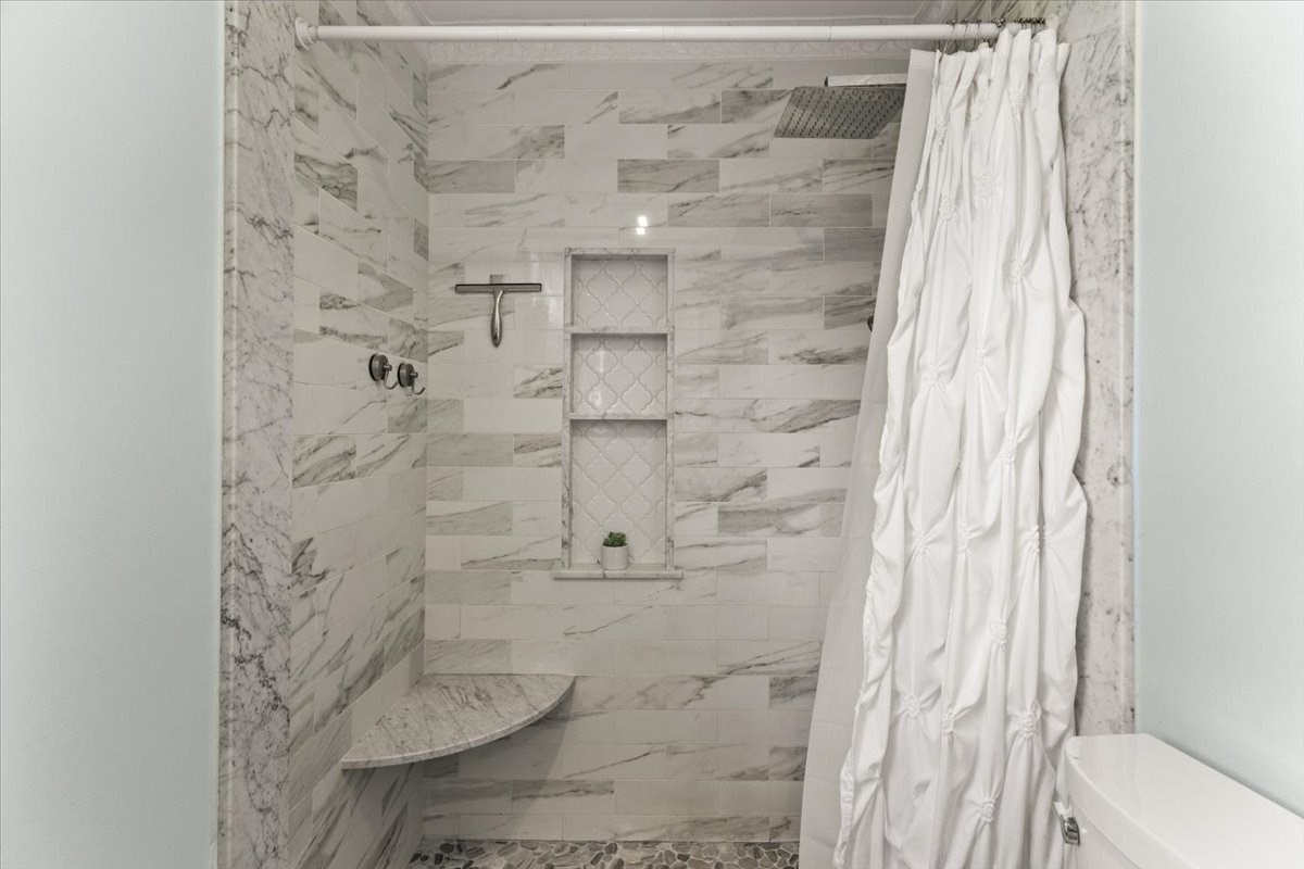 47 Bush Street Property Photo 8