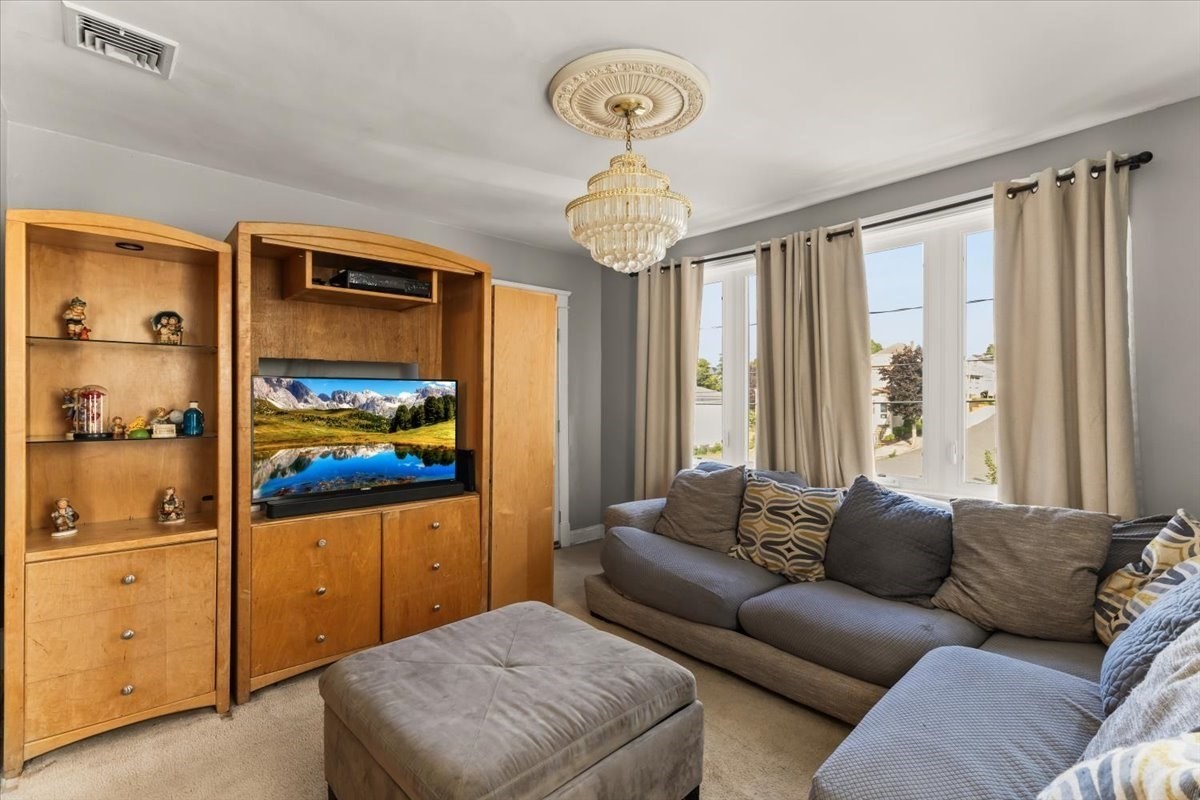 47 Bush Street Property Photo 15