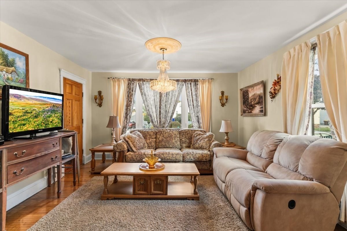 47 Bush Street Property Photo 24