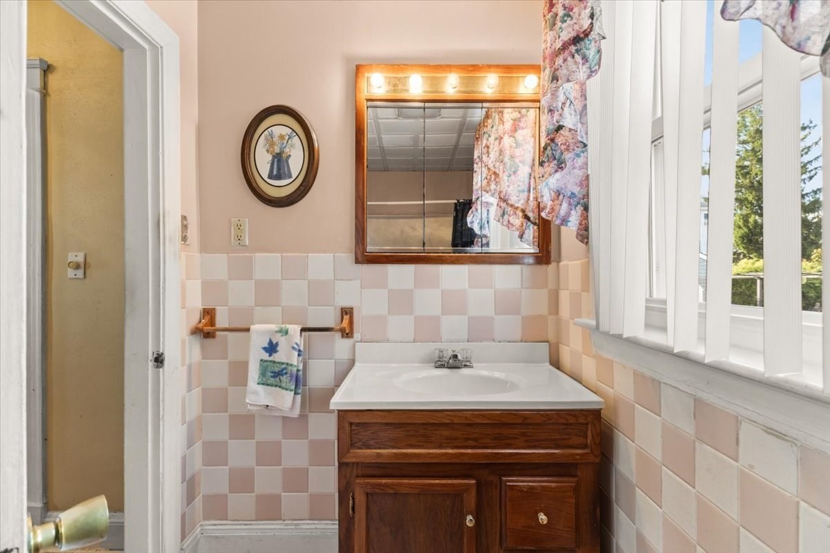47 Bush Street Property Photo 31
