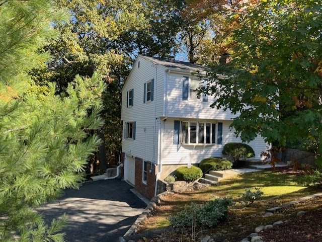 6 Longhill Road