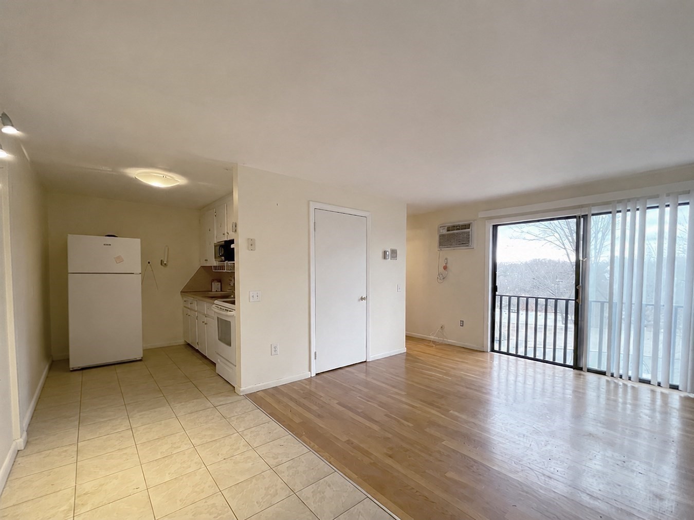 172 River St # A5 Property Photo 3