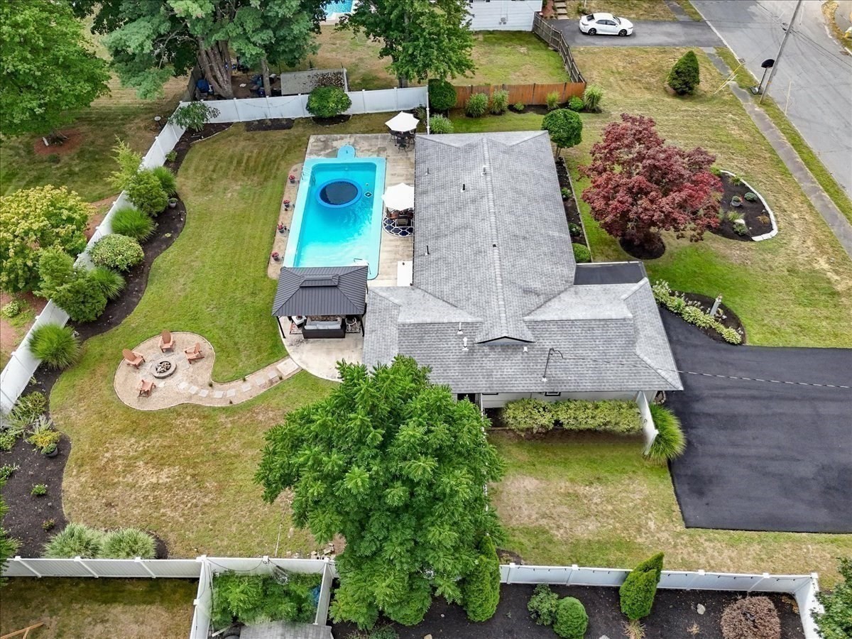 9 Algonquin Road Property Photo 35