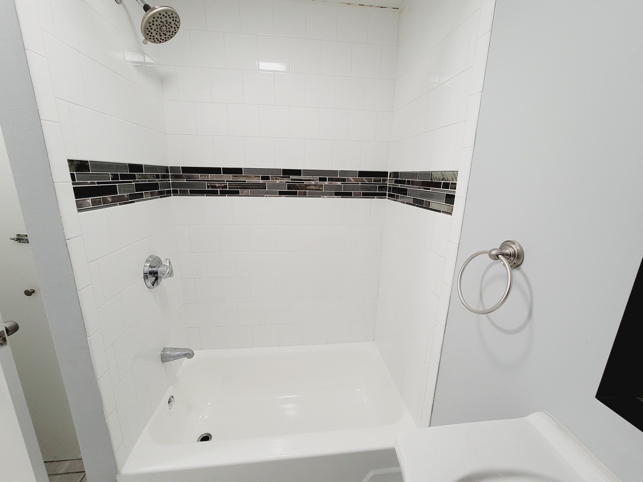 17 Fruit Hill Ave # 2 Property Photo 7