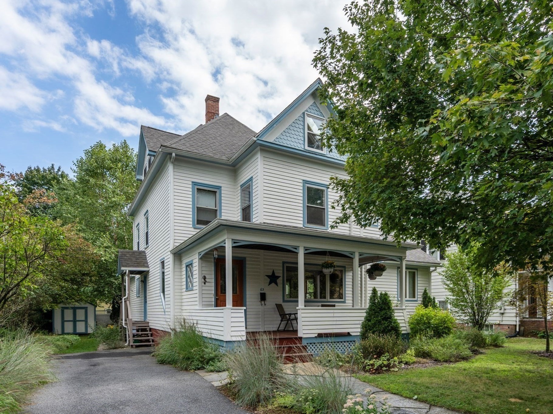 63 Massasoit St Property Photo 1