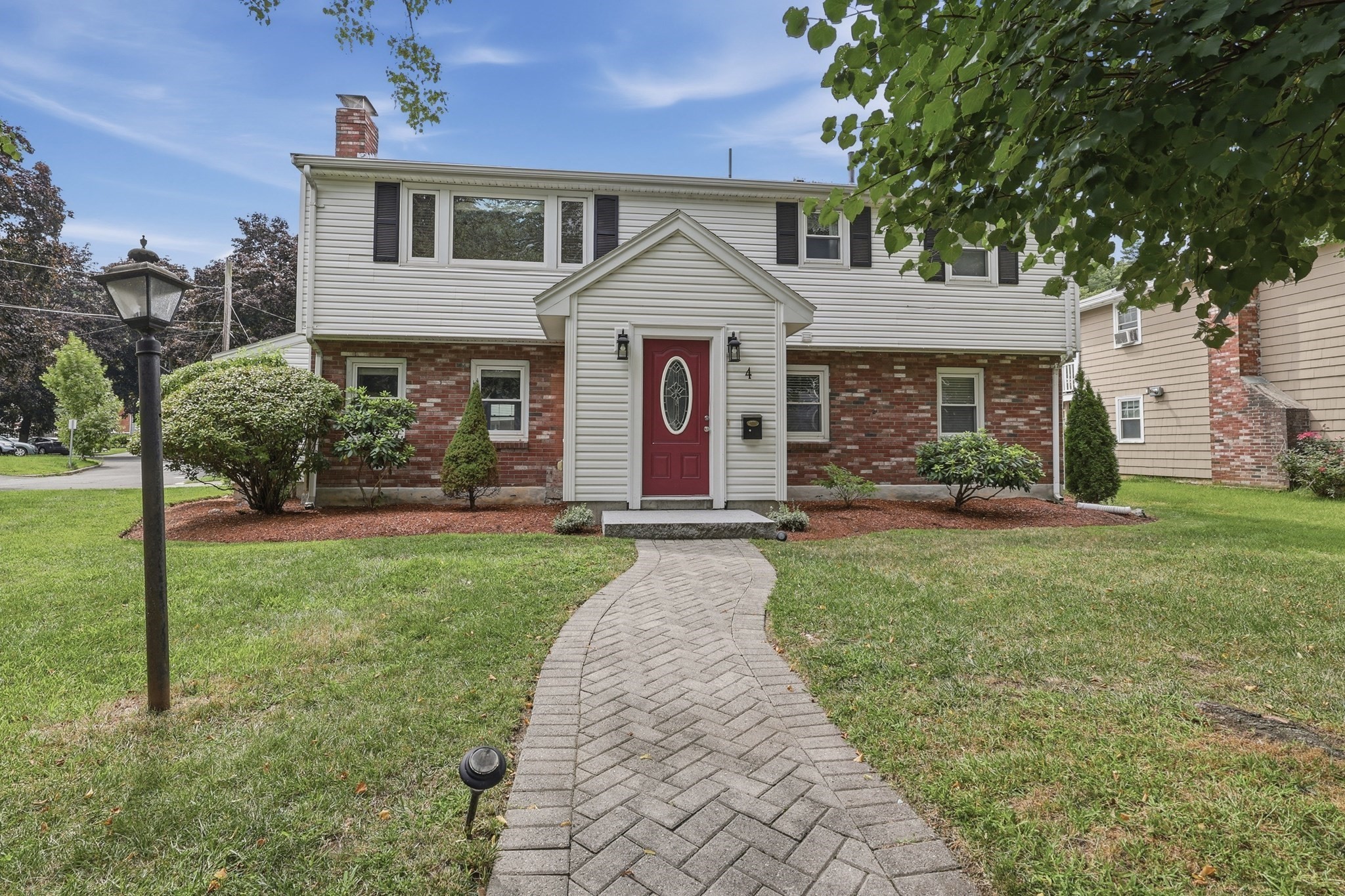 4 Groveland Road Property Photo 1