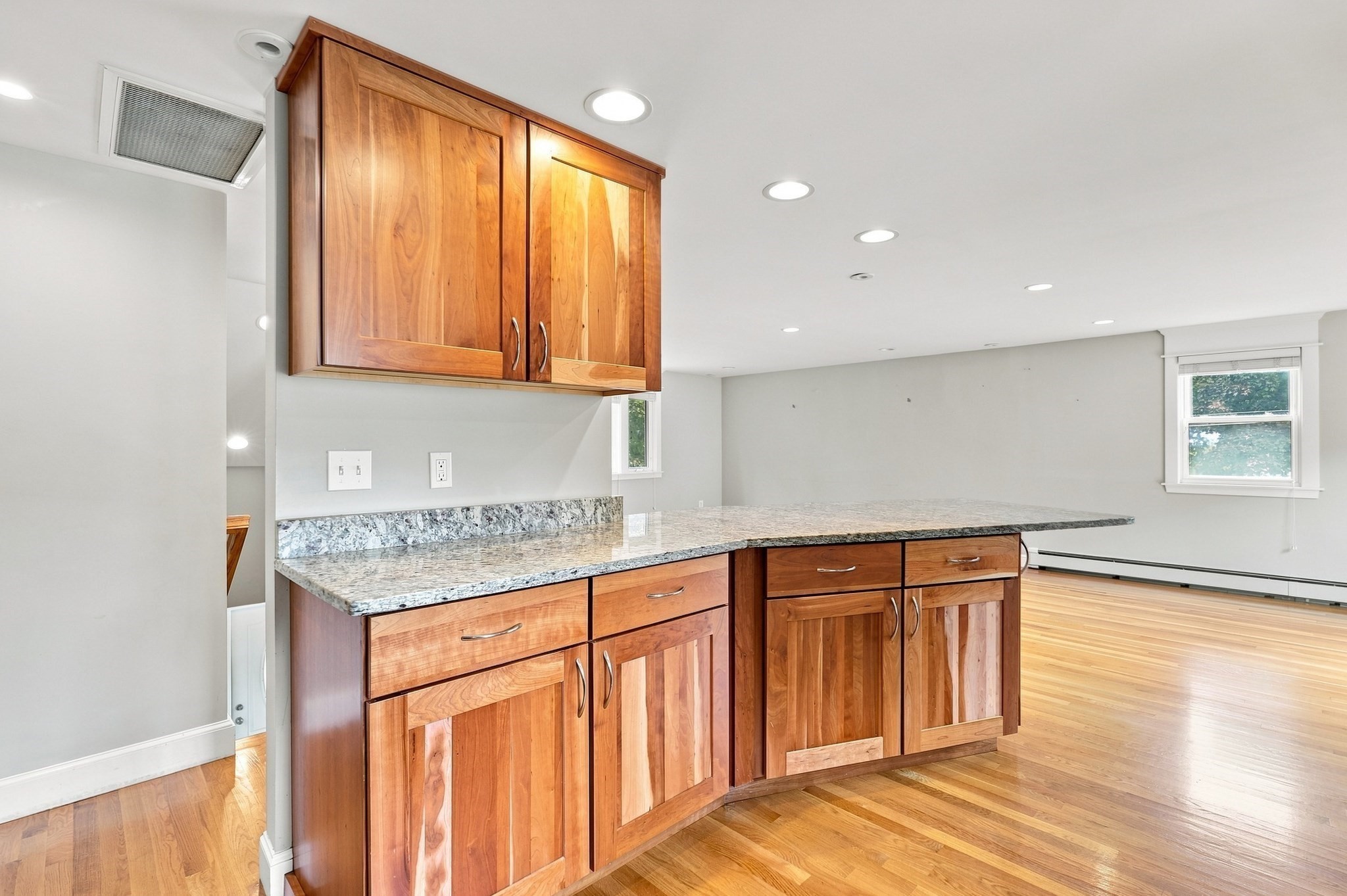 4 Groveland Road Property Photo 5