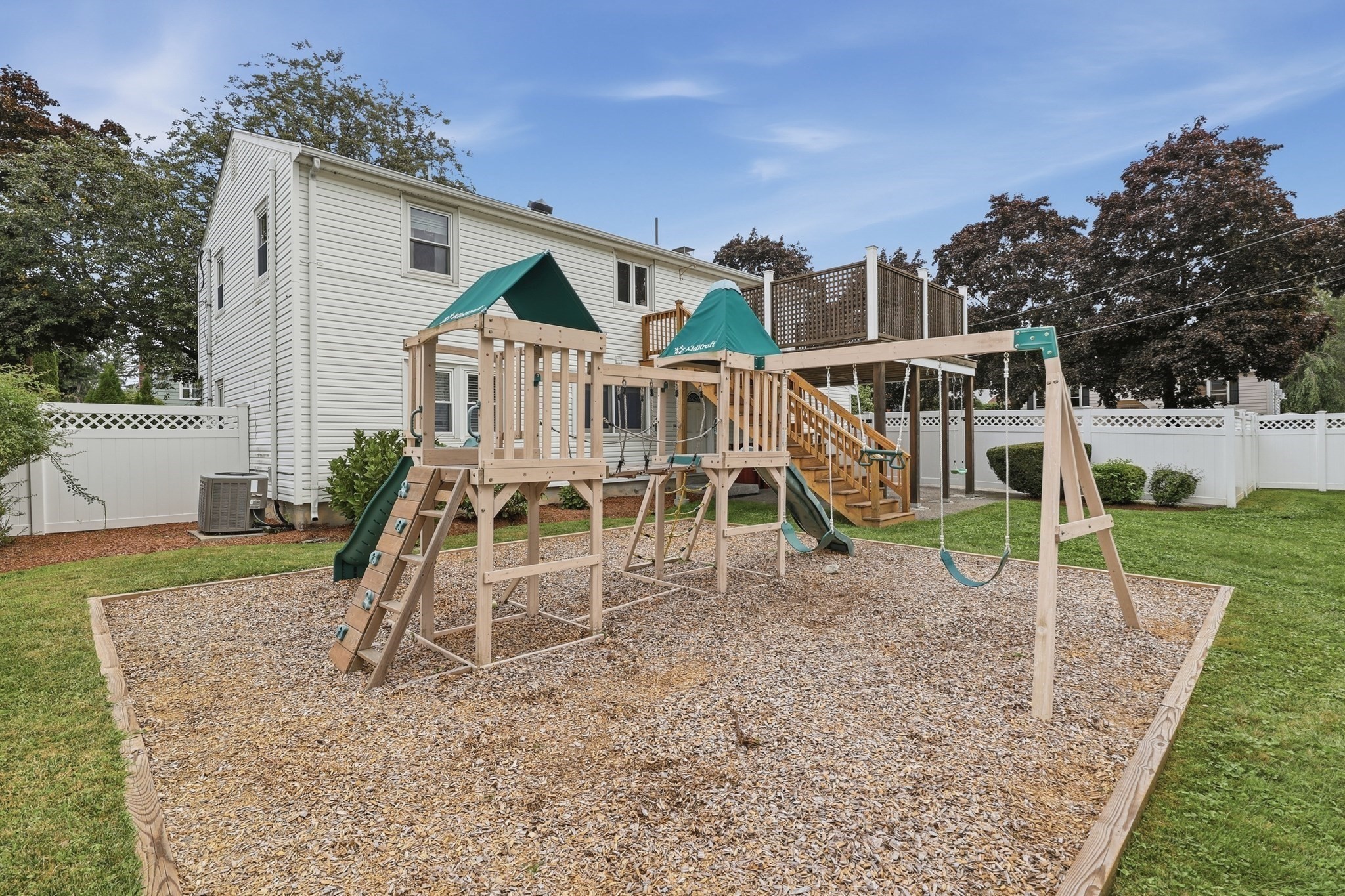4 Groveland Road Property Photo 35