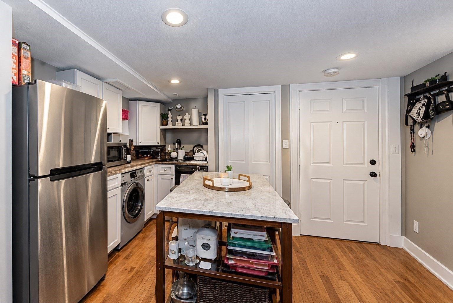 50 Montgomery St # 1 Property Photo 5