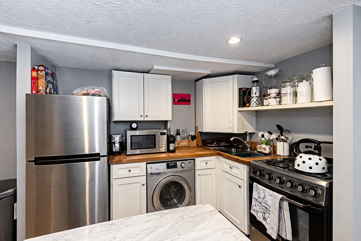 50 Montgomery St # 1 Property Photo 8