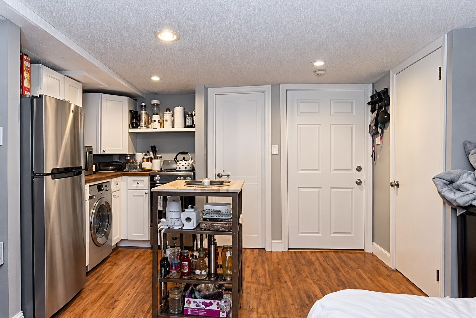 50 Montgomery St # 1 Property Photo 9