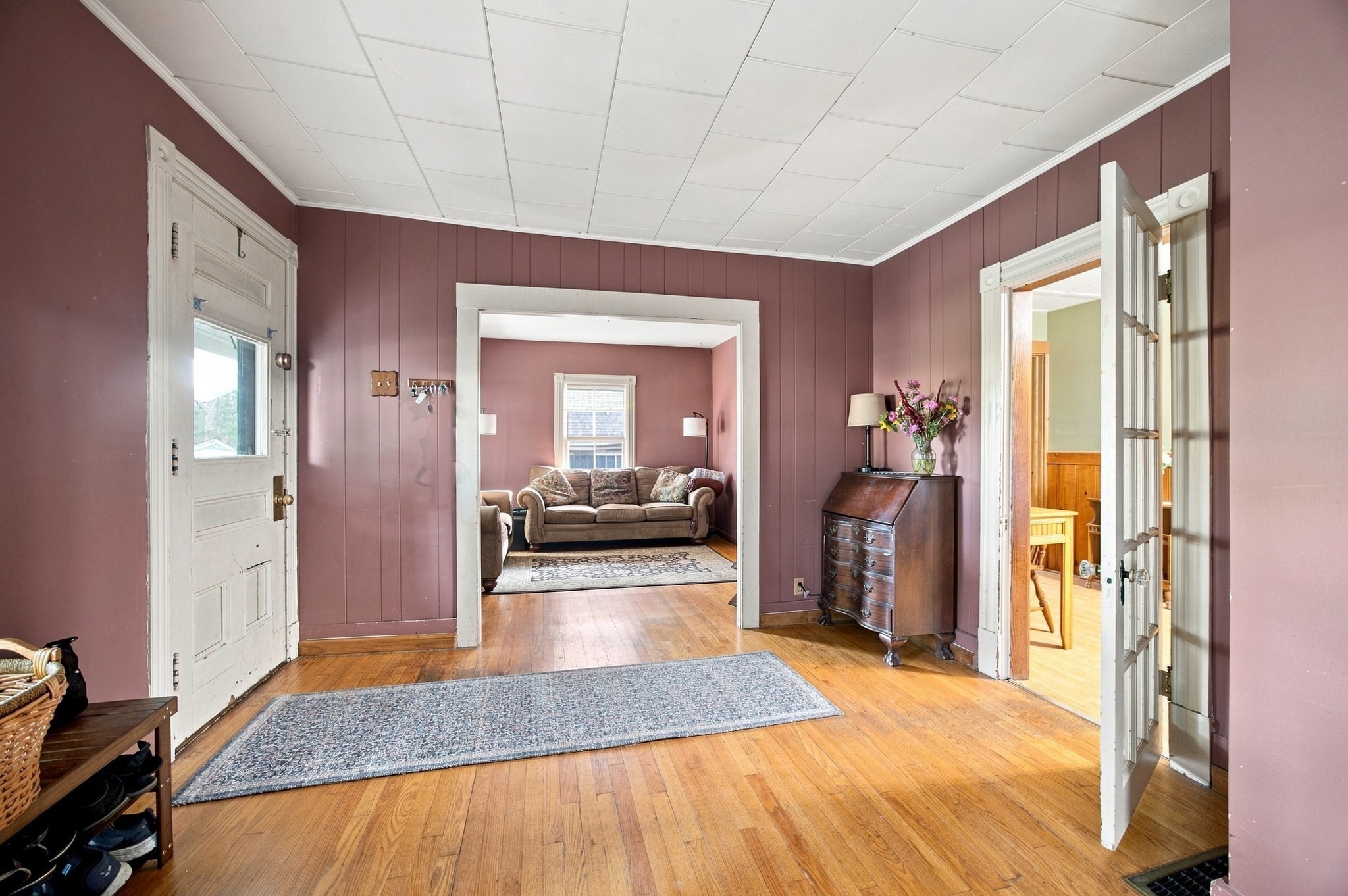 16 Otis St Property Photo 3