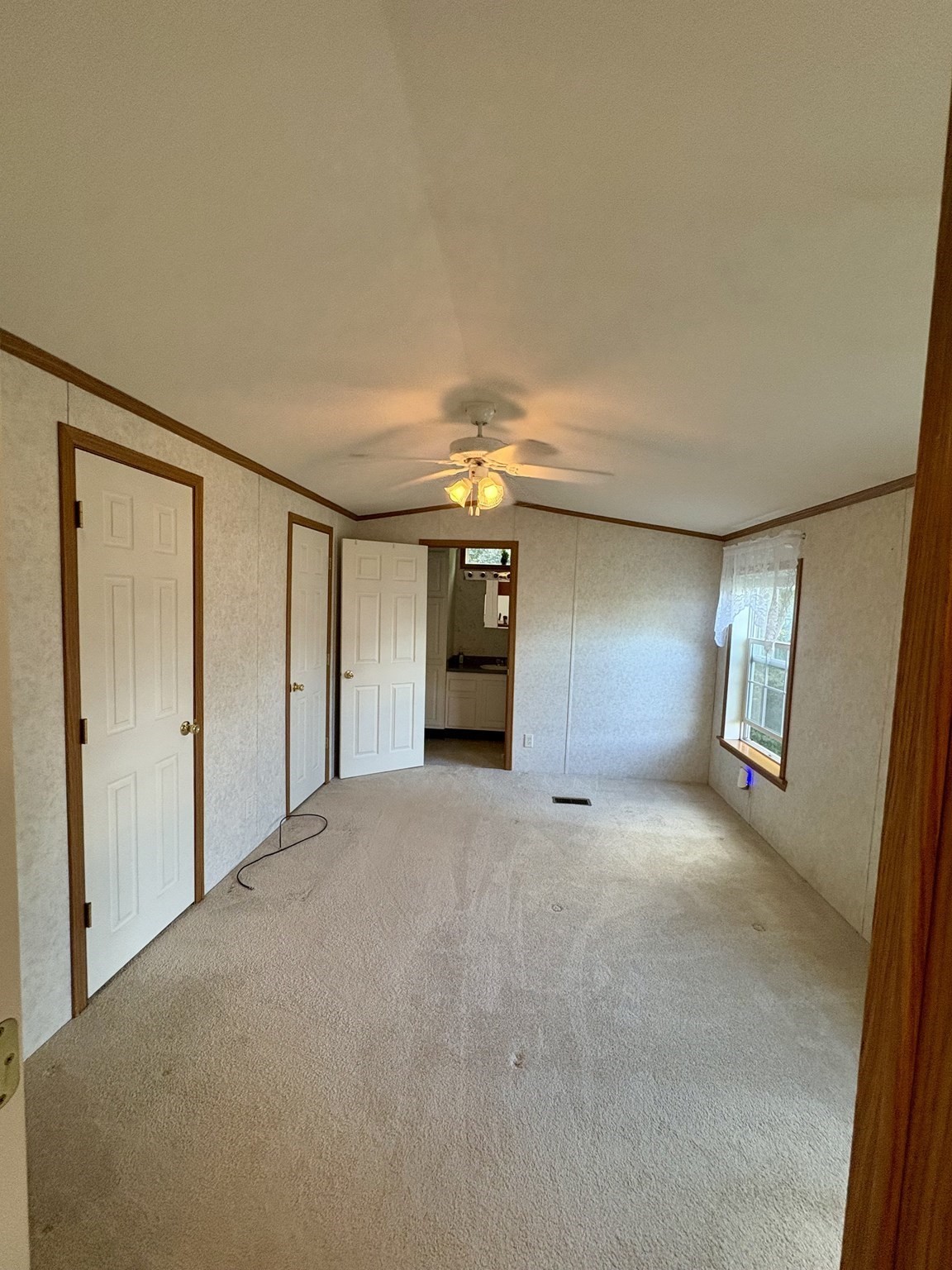 124 West Main Street # 38 Property Photo 10