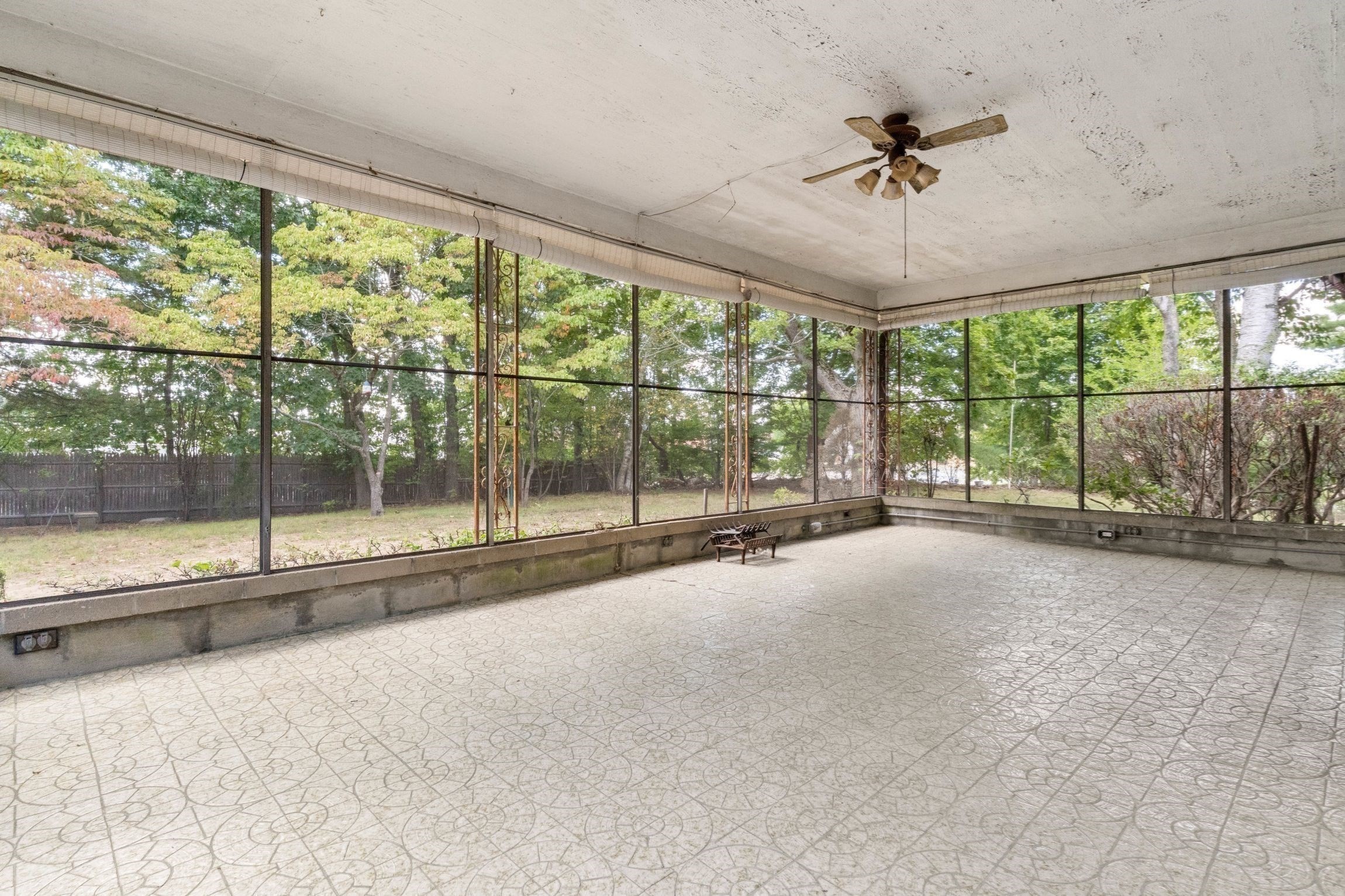 28 Richardi Lane Property Photo 12