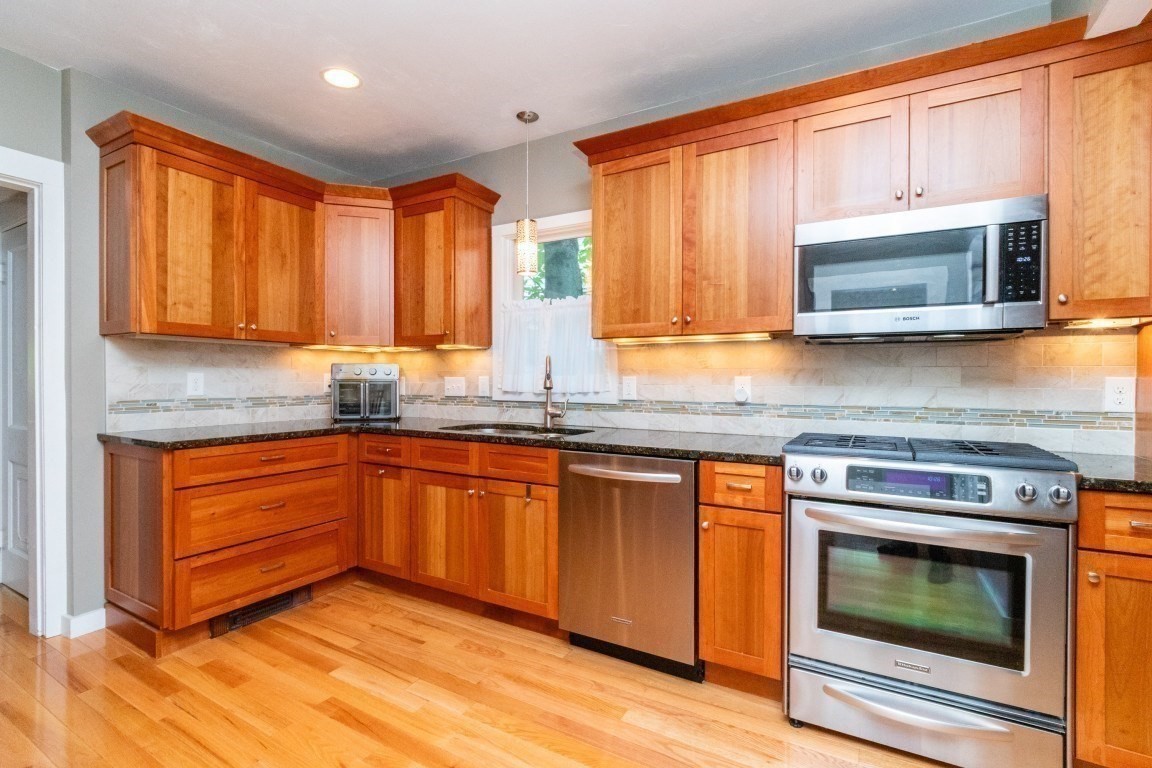 79 Redlands Road Property Photo 3