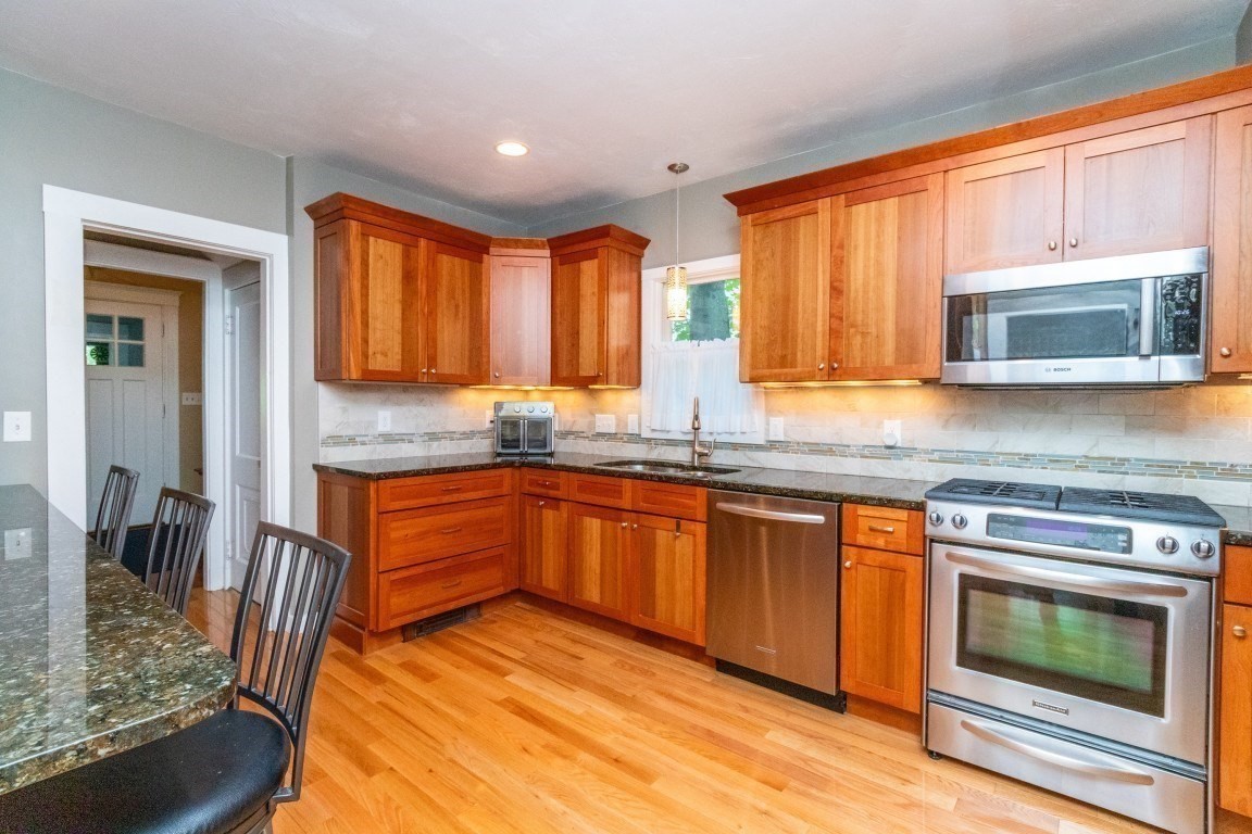 79 Redlands Road Property Photo 7