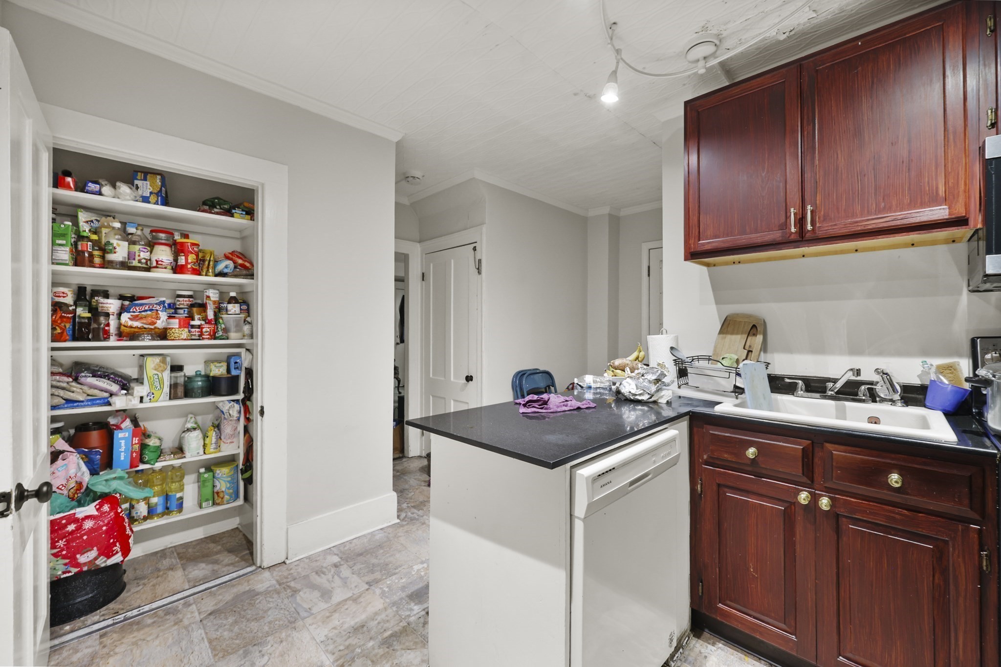 7-9 Goodrich St Property Photo 4