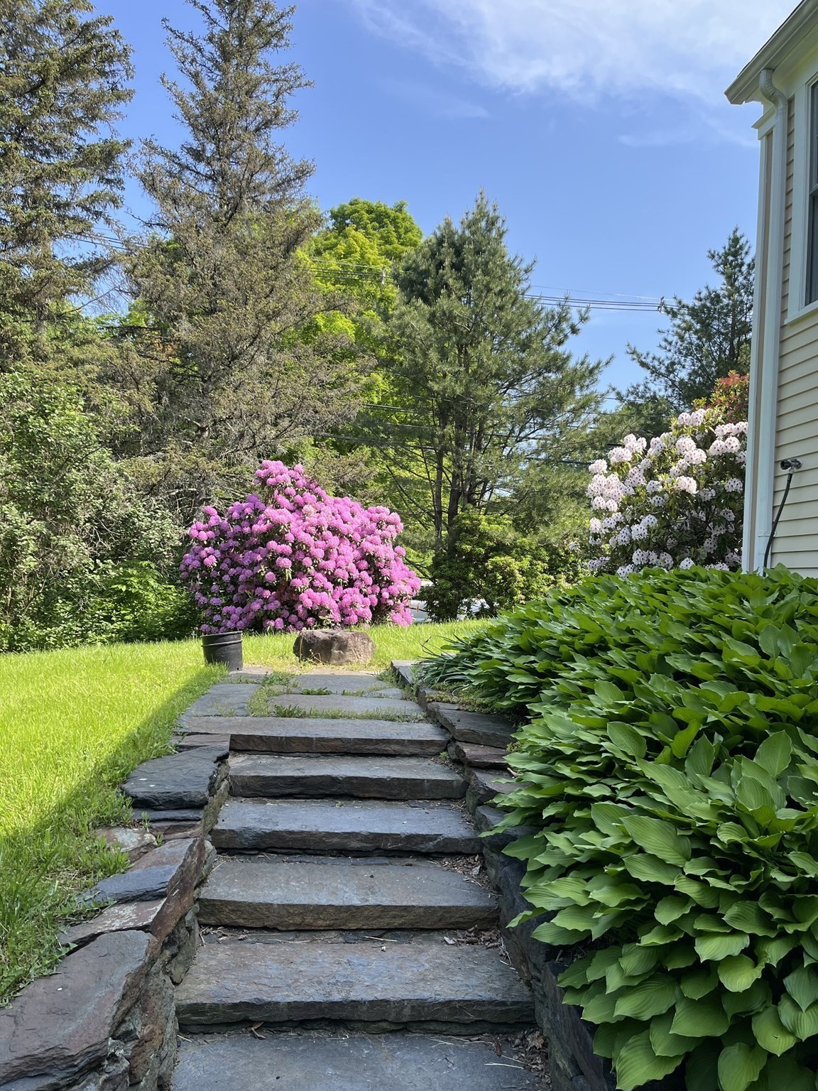 128 Leverett Rd Property Photo 3