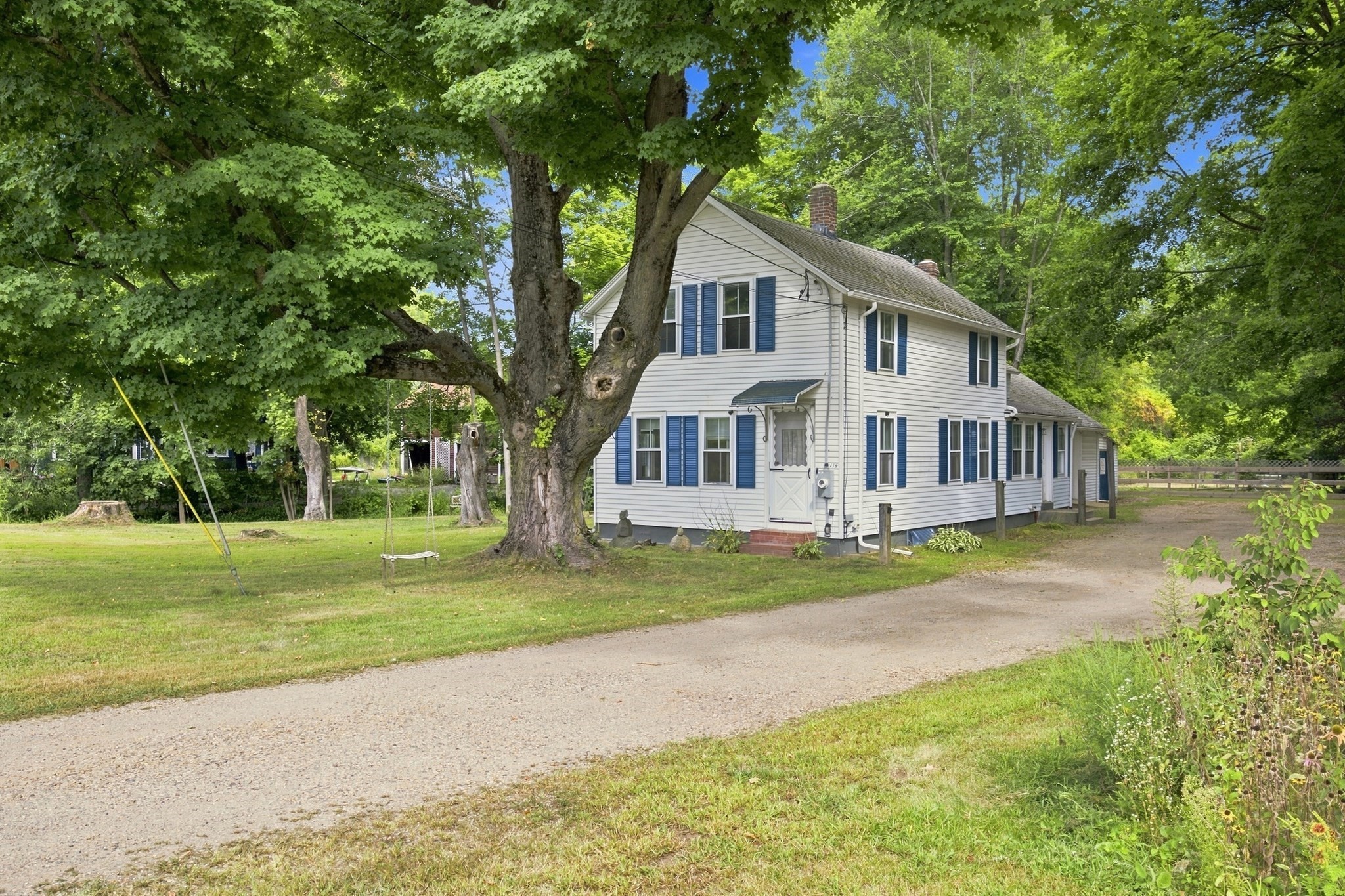 114 Old Amherst Rd Property Photo 1
