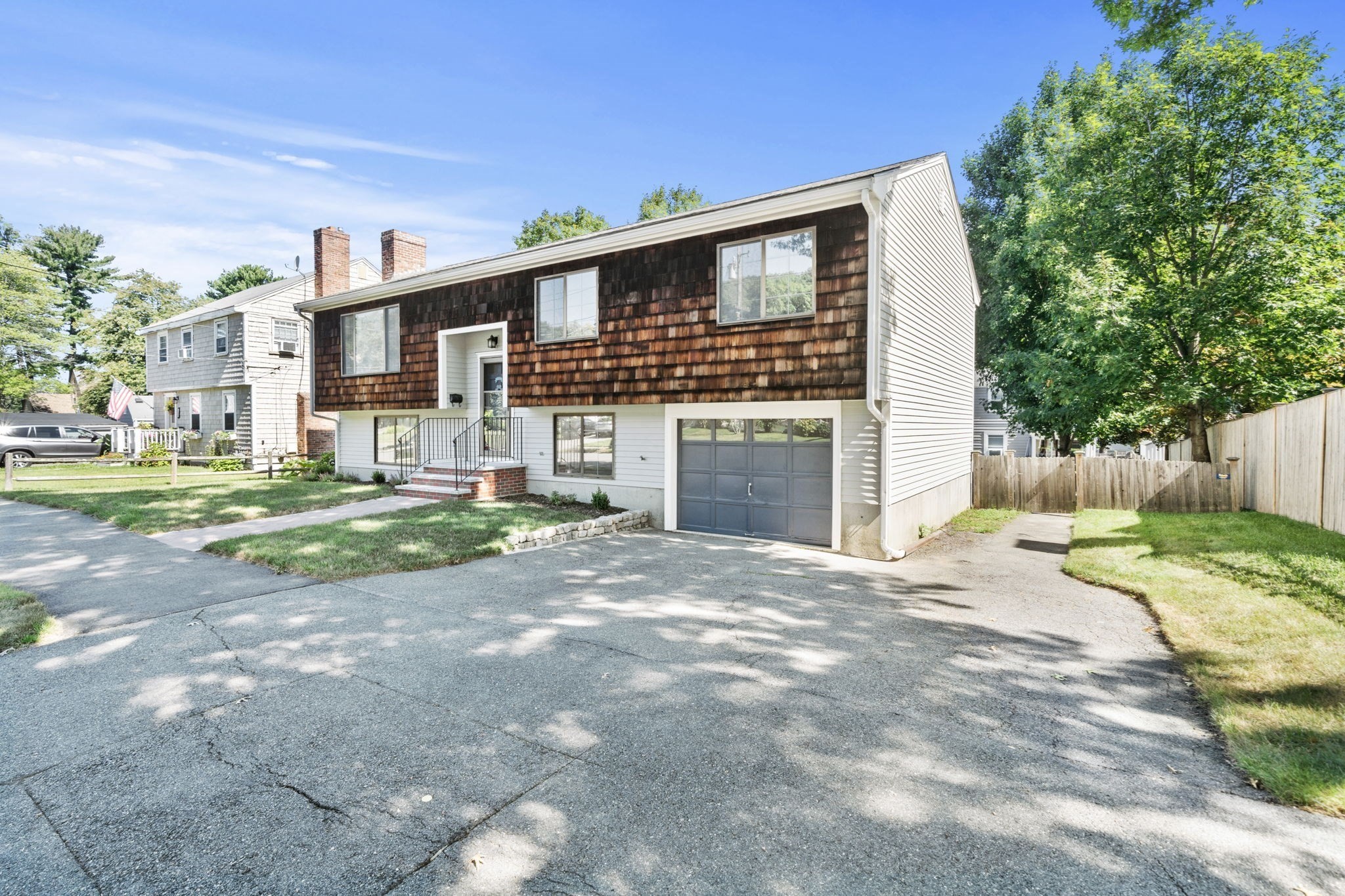 95 Standish Rd Property Photo 3