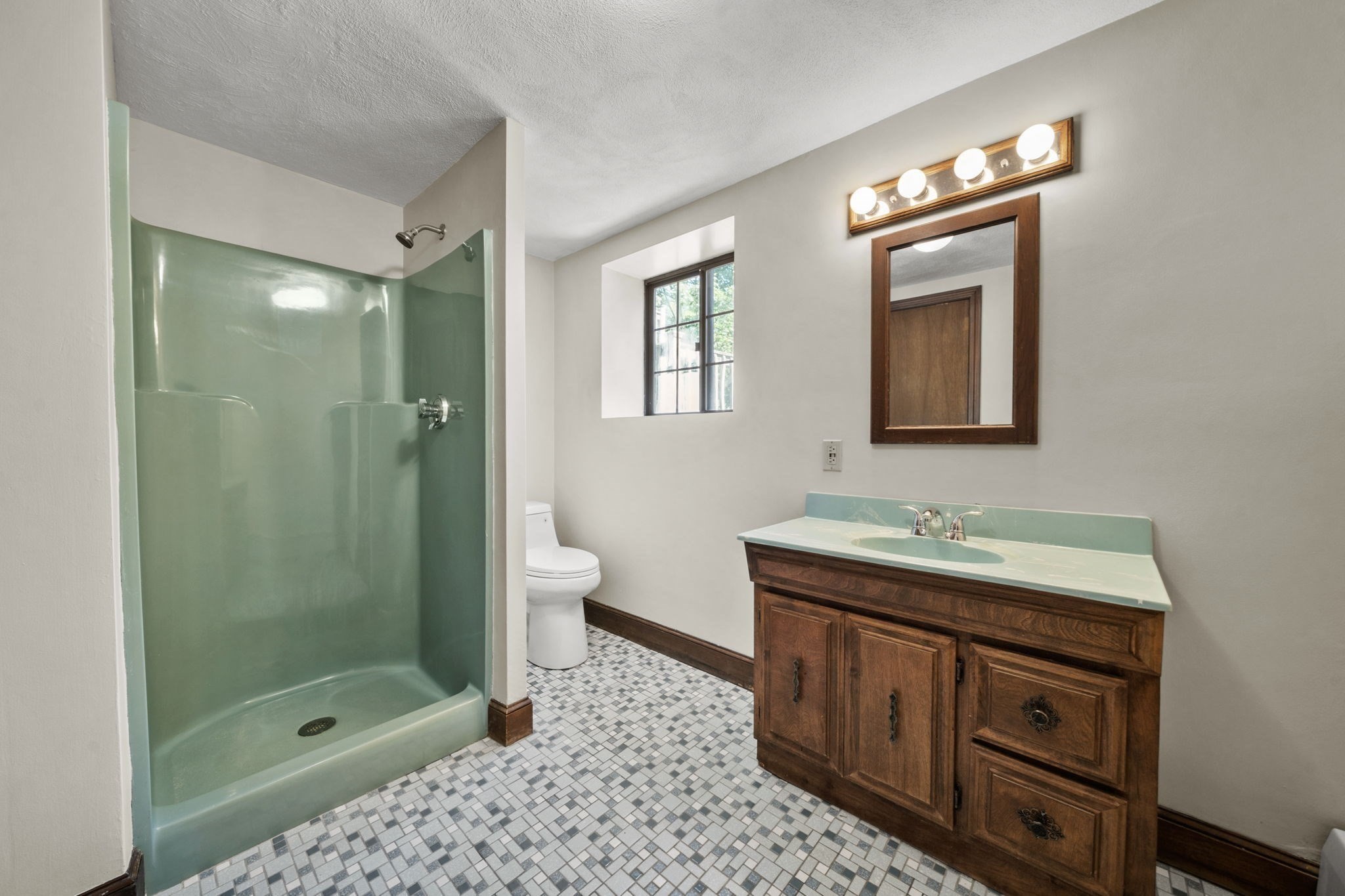 95 Standish Rd Property Photo 19