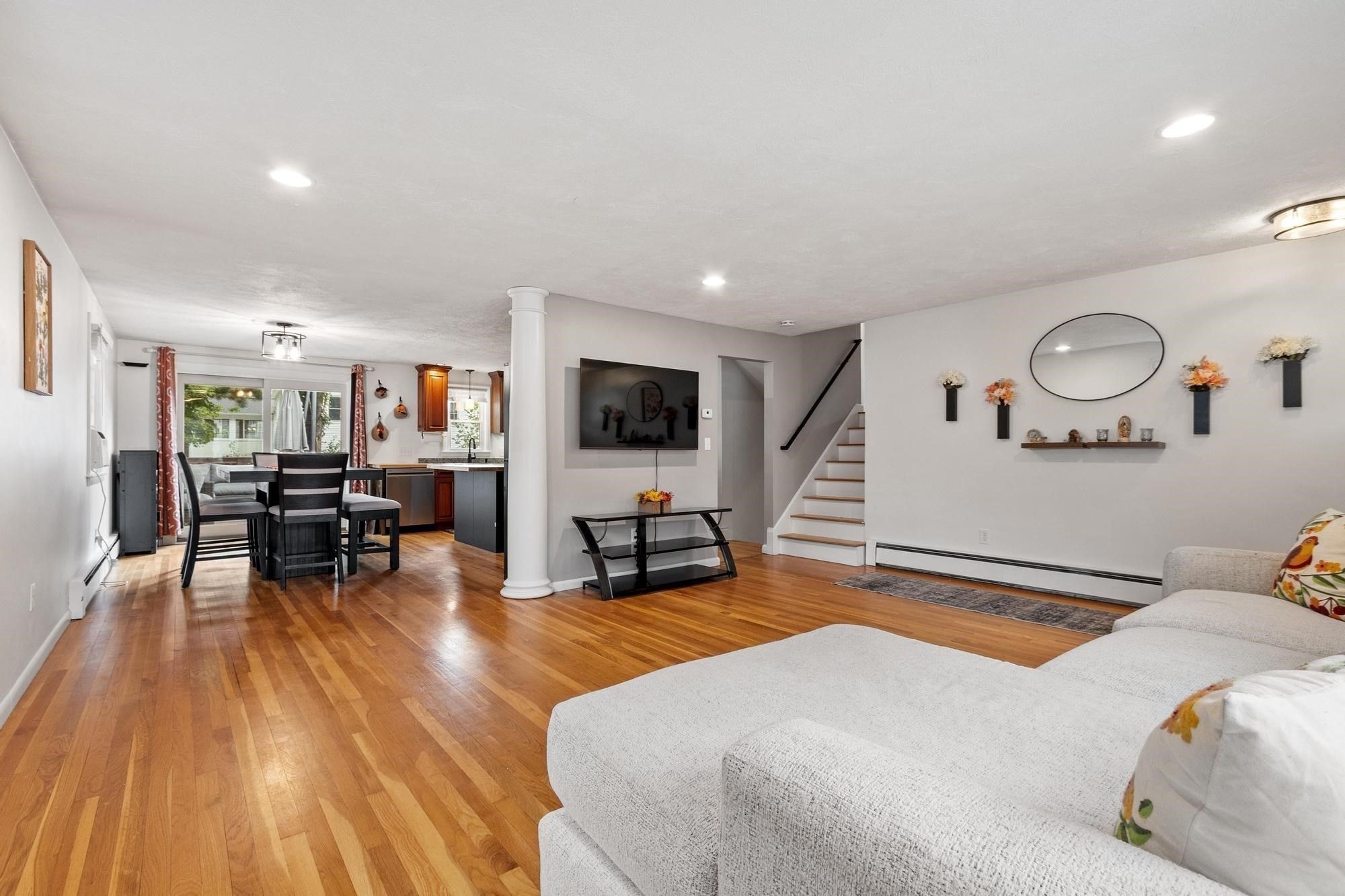 119 Smith St Property Photo 10