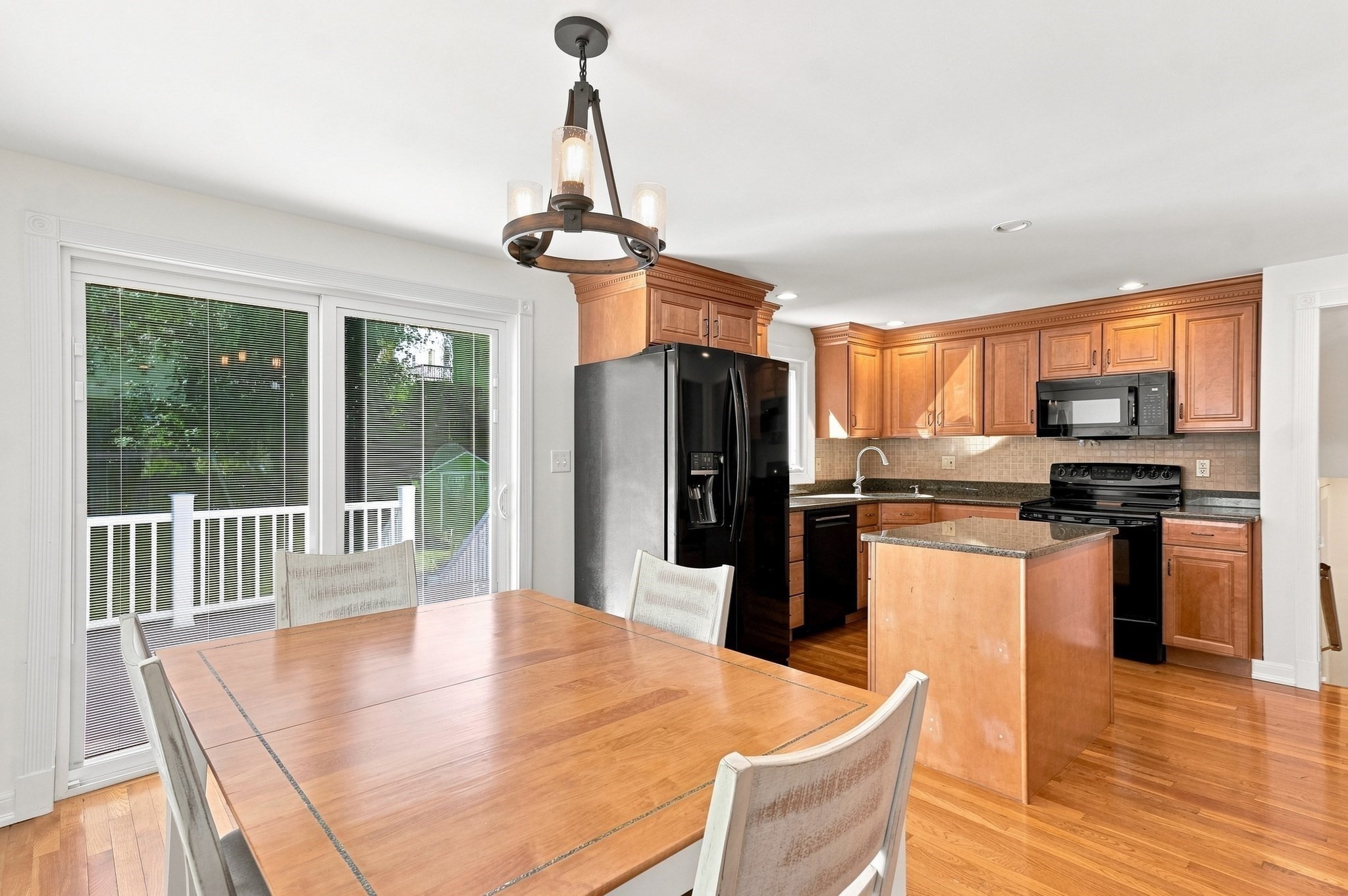 346 Weston Street Property Photo 11