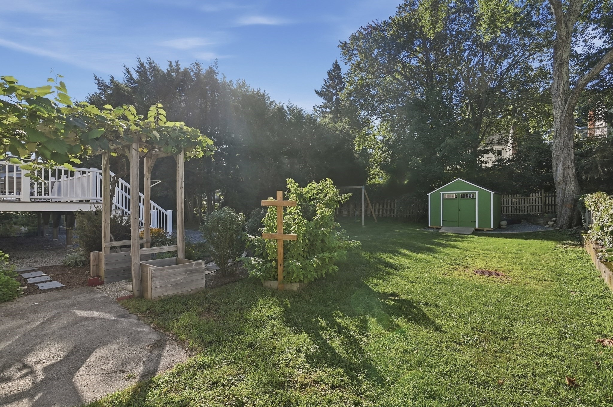 346 Weston Street Property Photo 25