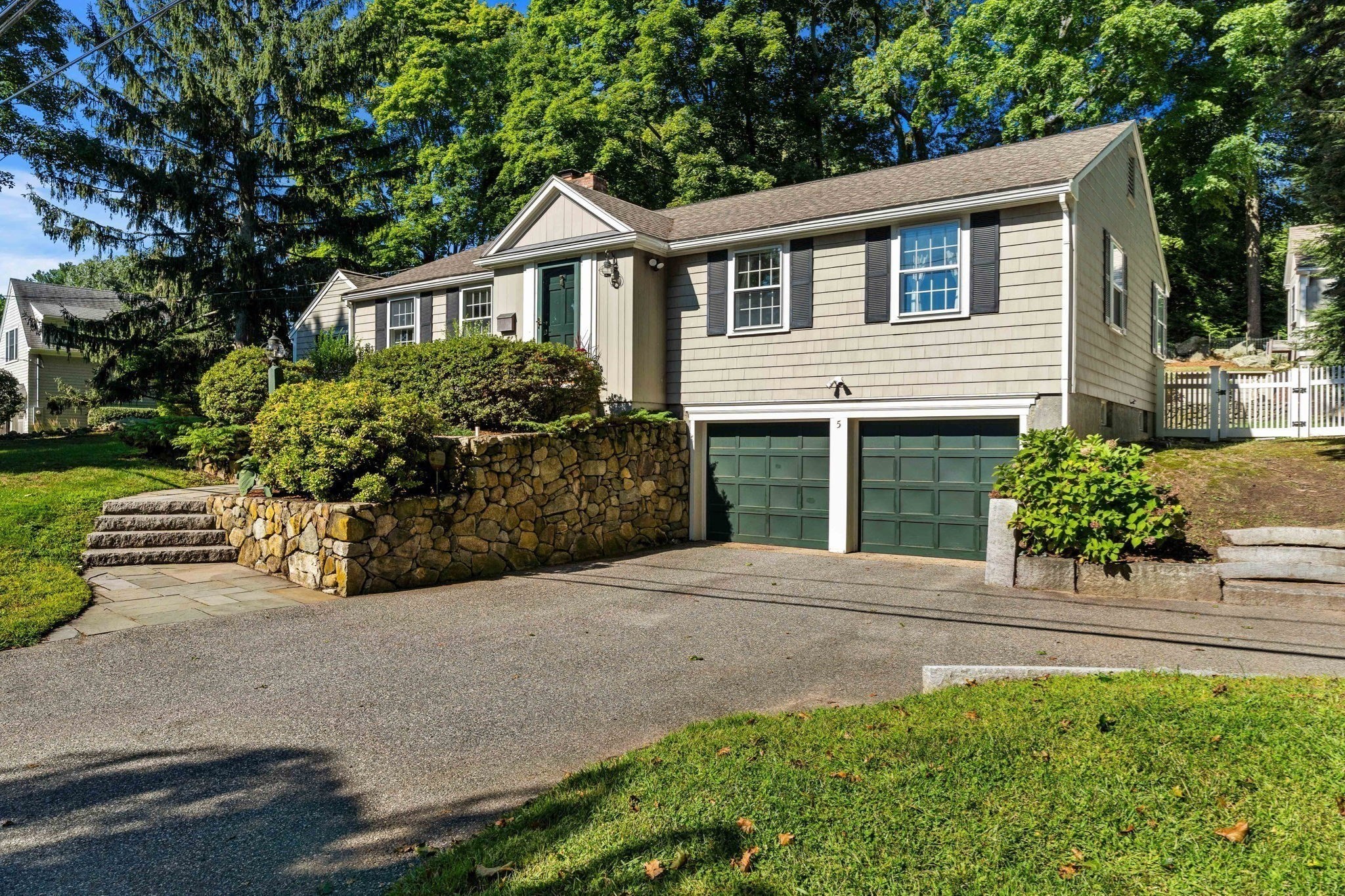 5 Willowdale Rd Property Photo 42